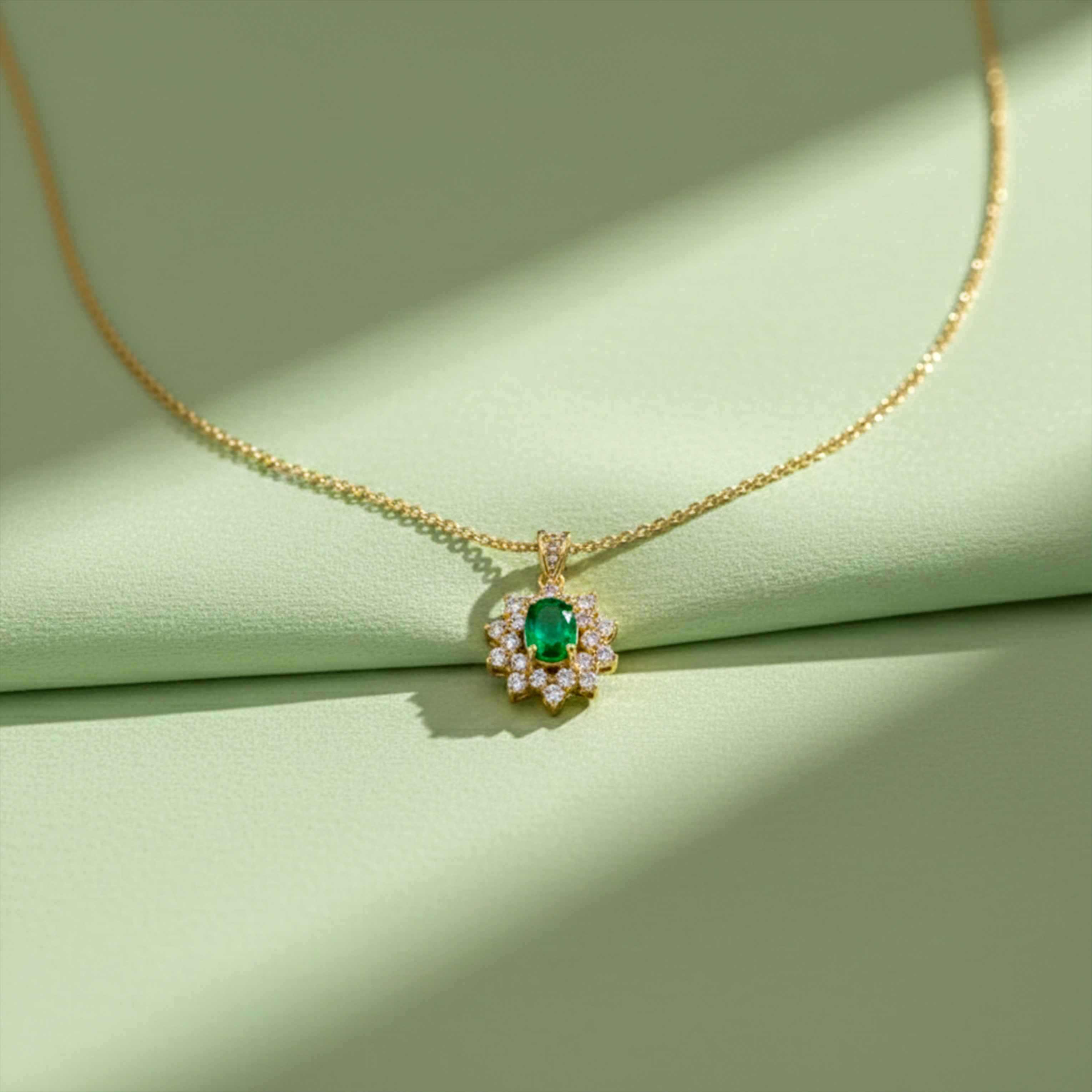 Verde-Cut Jade Gemstone Women Neckless GWN -92