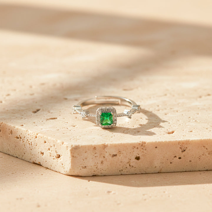 Emerald Glow Halo Ring