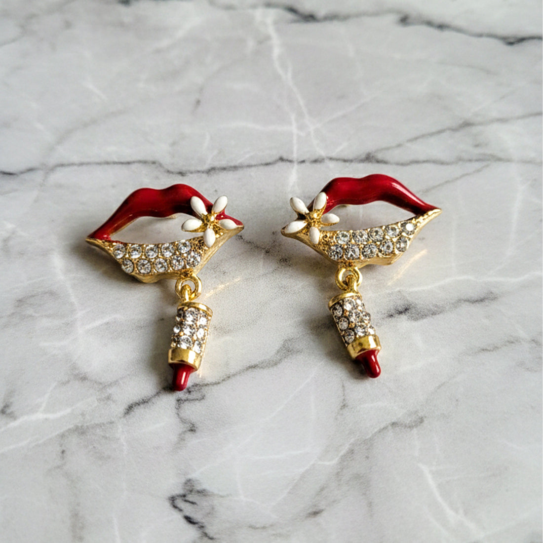 Red Lips Cubic Zirconia Dangle Ear Studs GWE -98