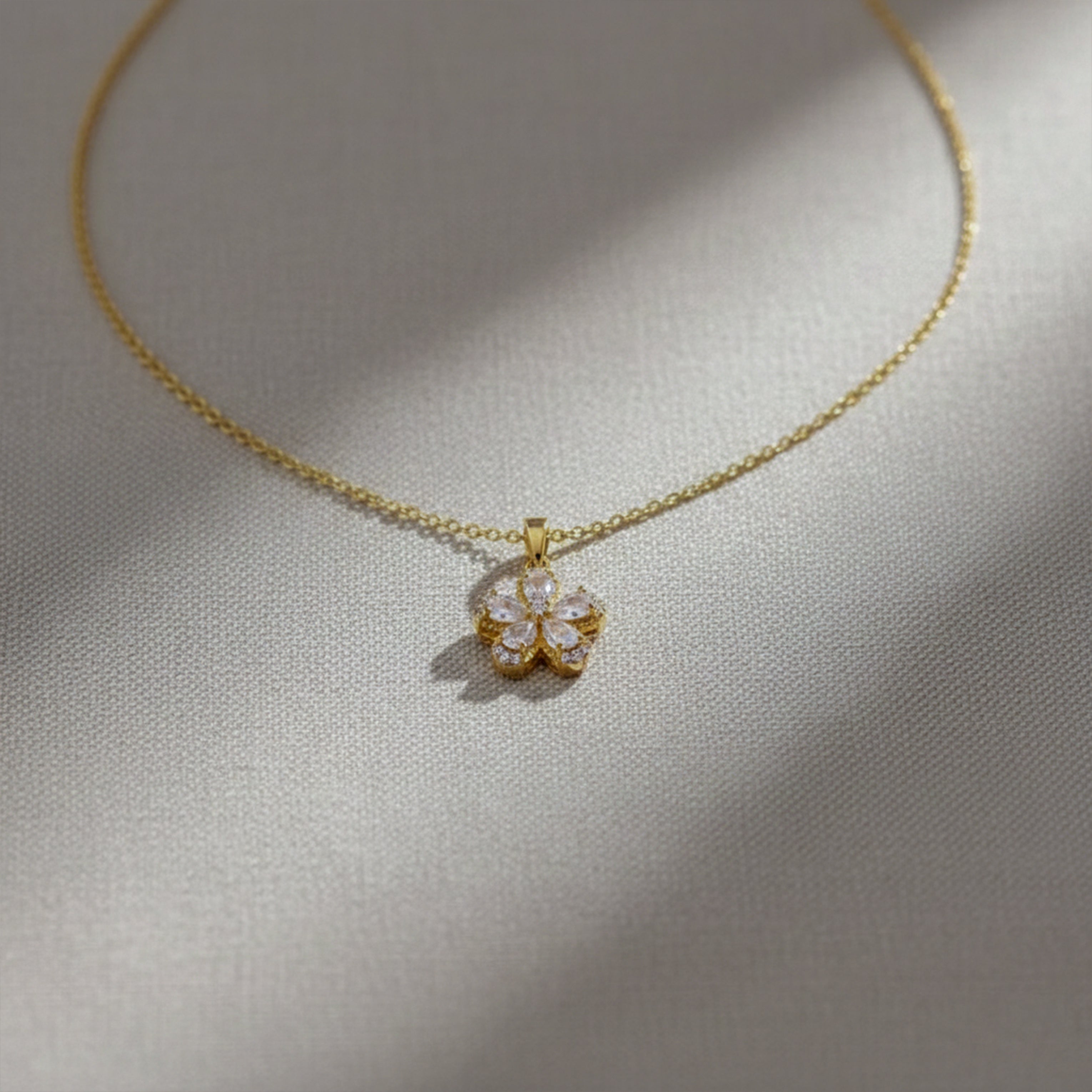 Women Necklace Dainty Crystal Flower Gold jewellery - Finora Jewels