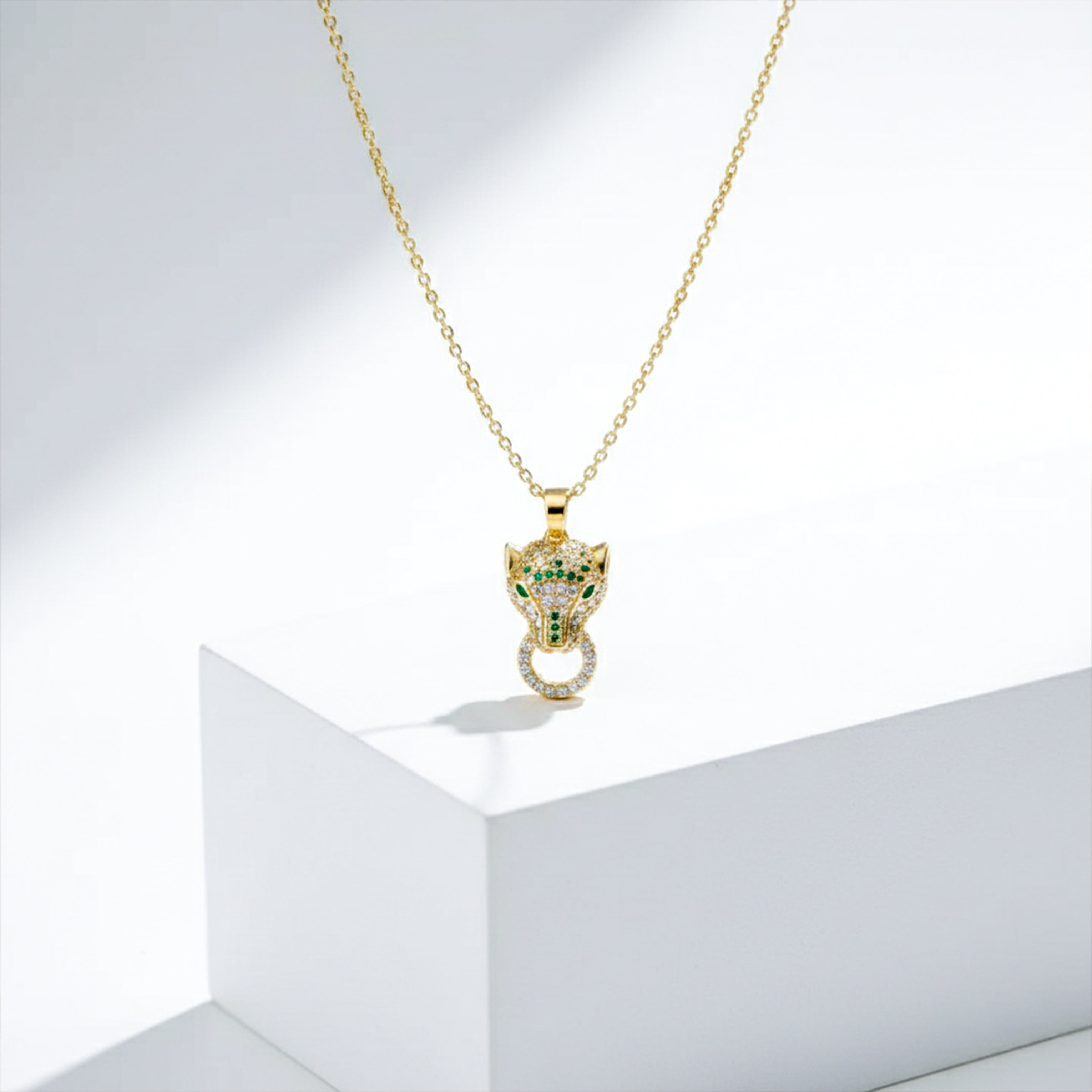 Pavé Cubic Zirconia Panther Women Neckless GWN -77