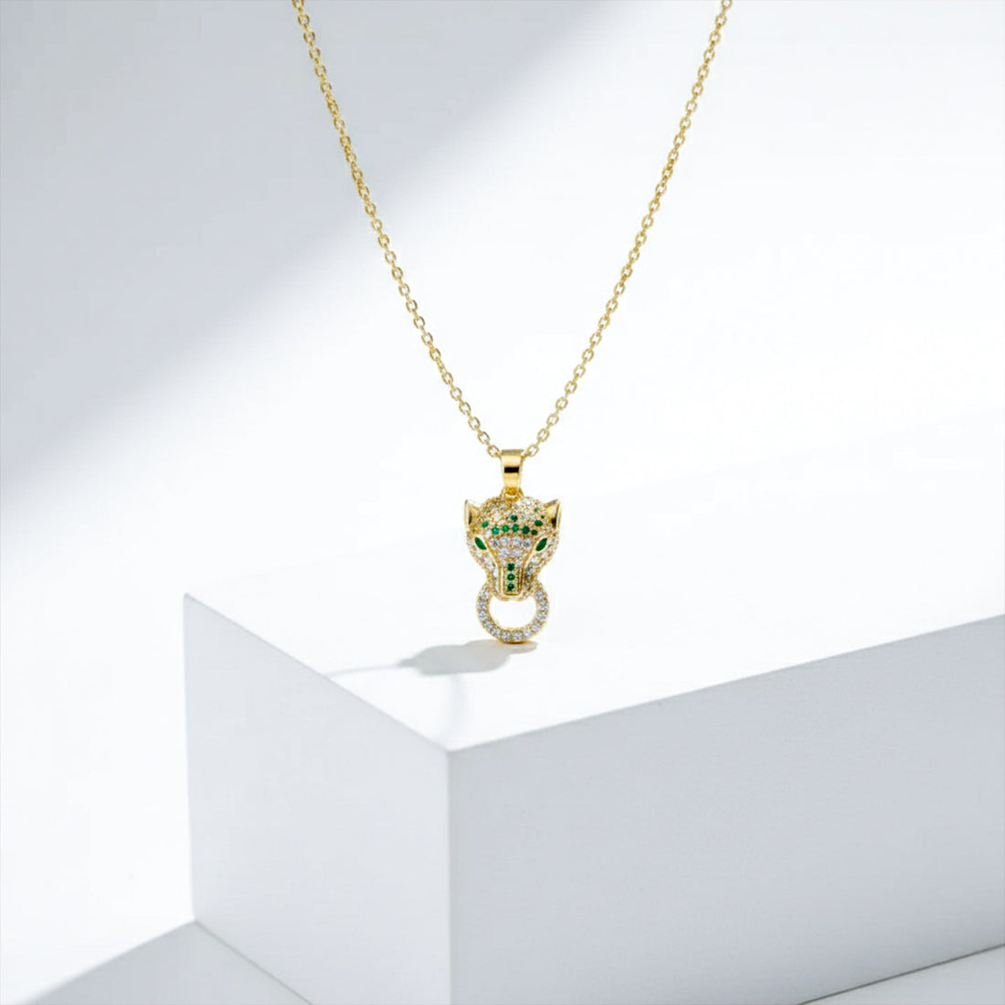 Pavé Cubic Zirconia Panther Women Neckless GWN -77