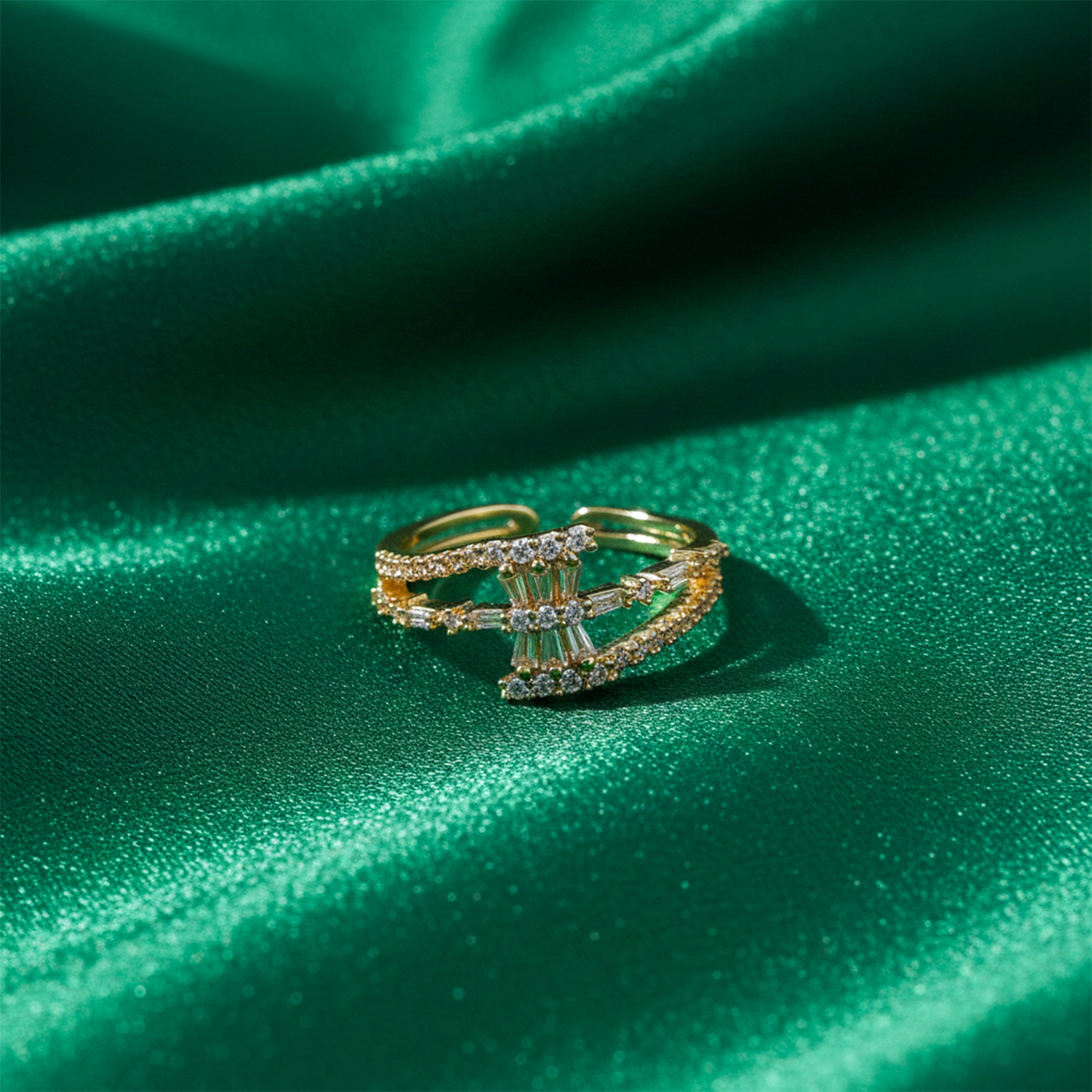 Gold-Toned Starburst Flexible Band GWR -82