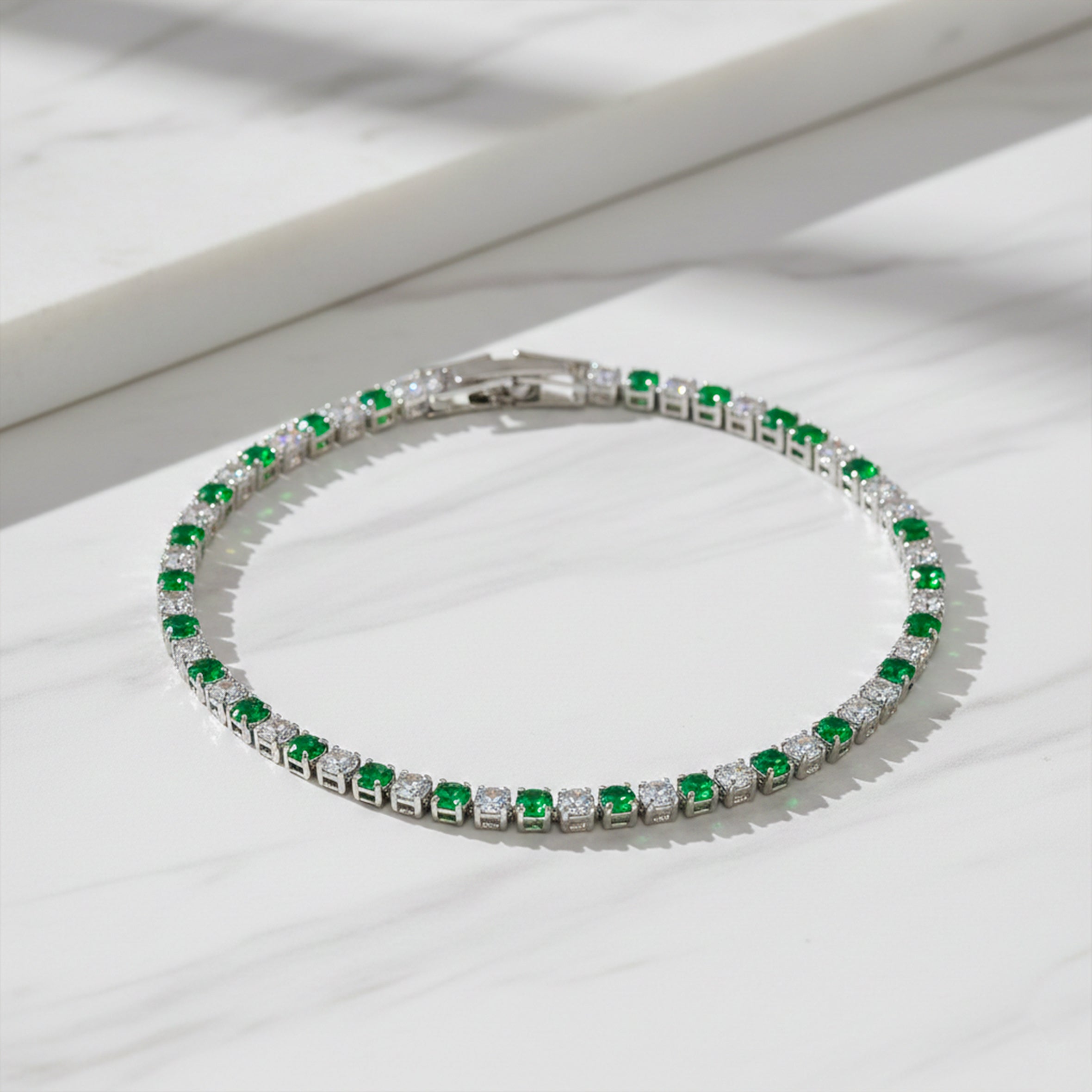 Verde & Zirconia Stone Alternating Line Kangan GWB -61