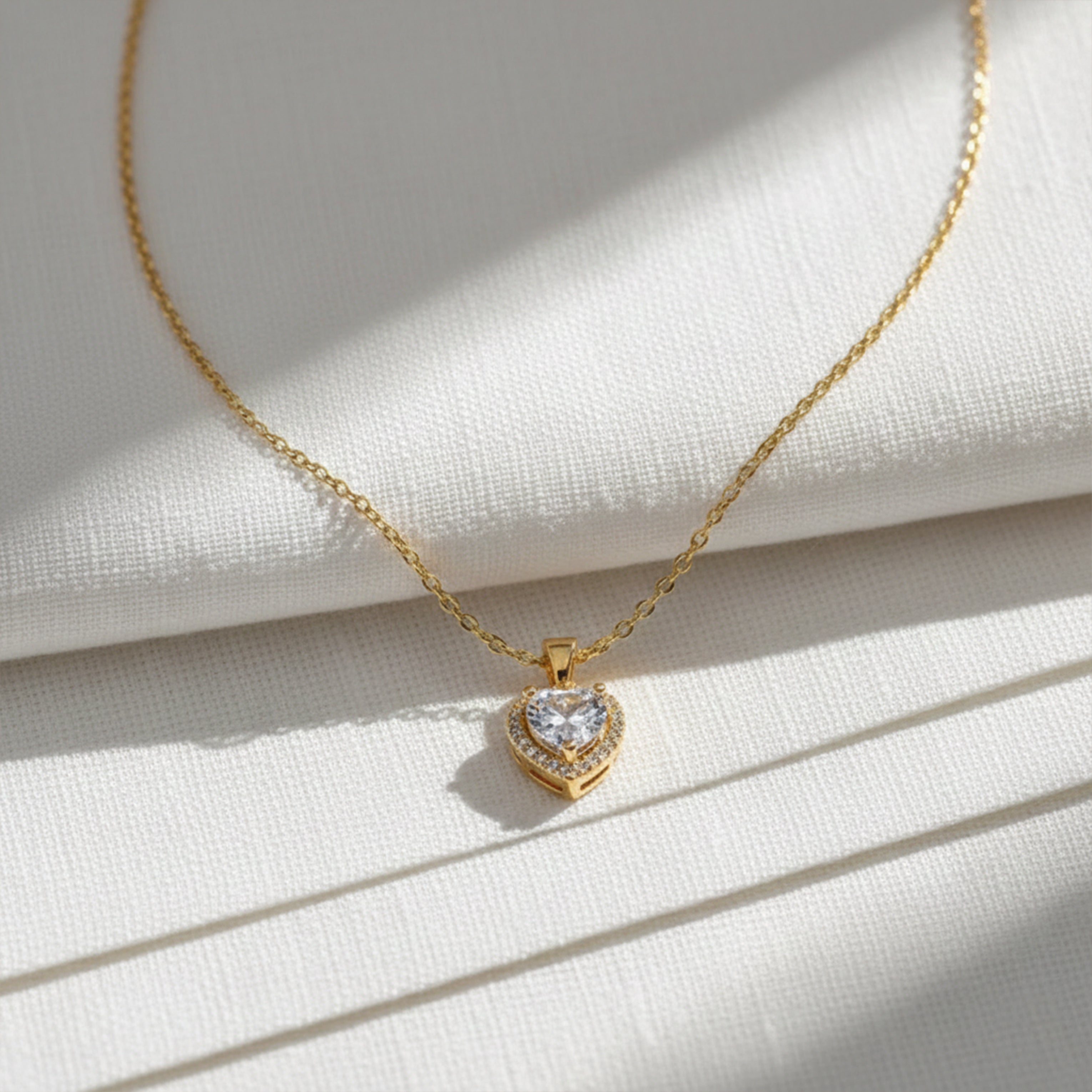 Lustrous Love-Cut Cubic Zirconia Women Neckless GWN -75