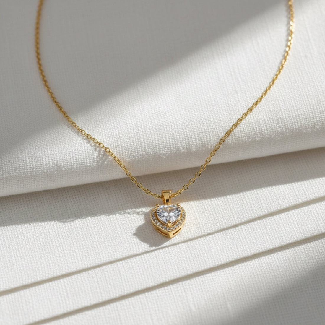 Lustrous Love-Cut Cubic Zirconia Women Neckless GWN -75
