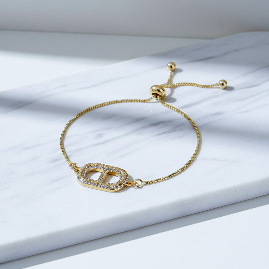 Initial Bracelet for women in Gold - Finora Jewels