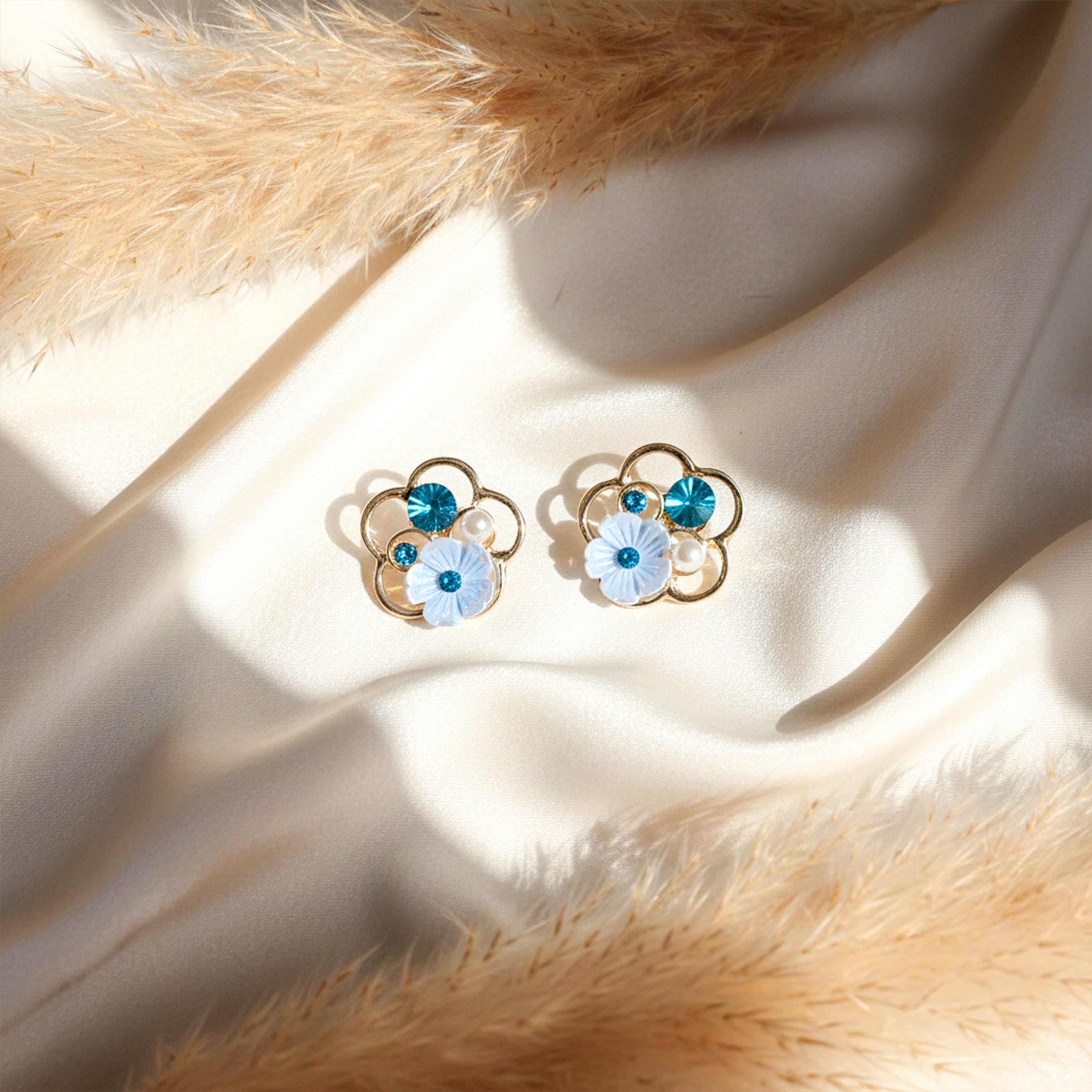 Sky Bloom Post Ear Studs GWE -236