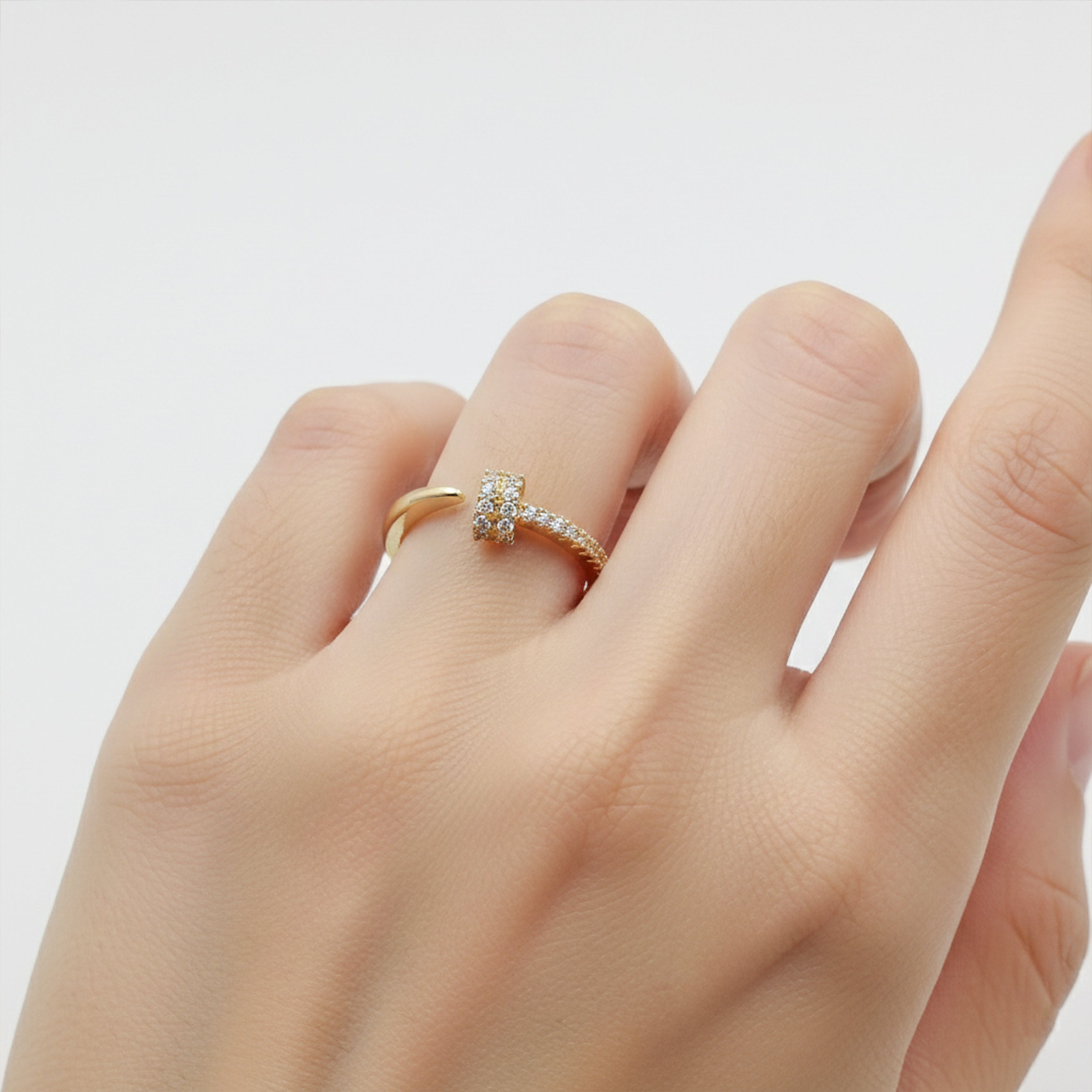 Gold-Toned Nail Flexible Band GWR -66