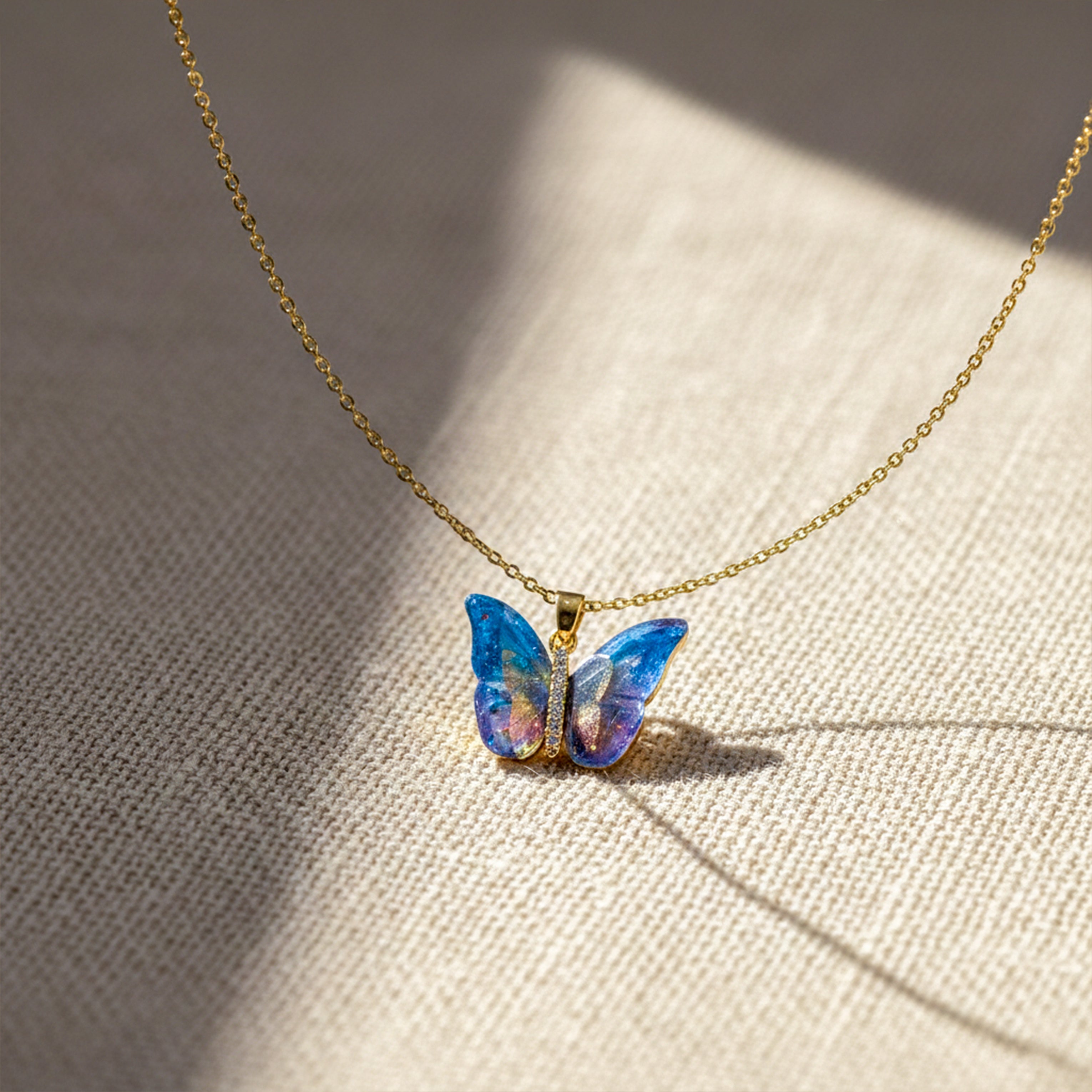 Aurora Papillon Locket Link Set in Gold Finish GWN -155