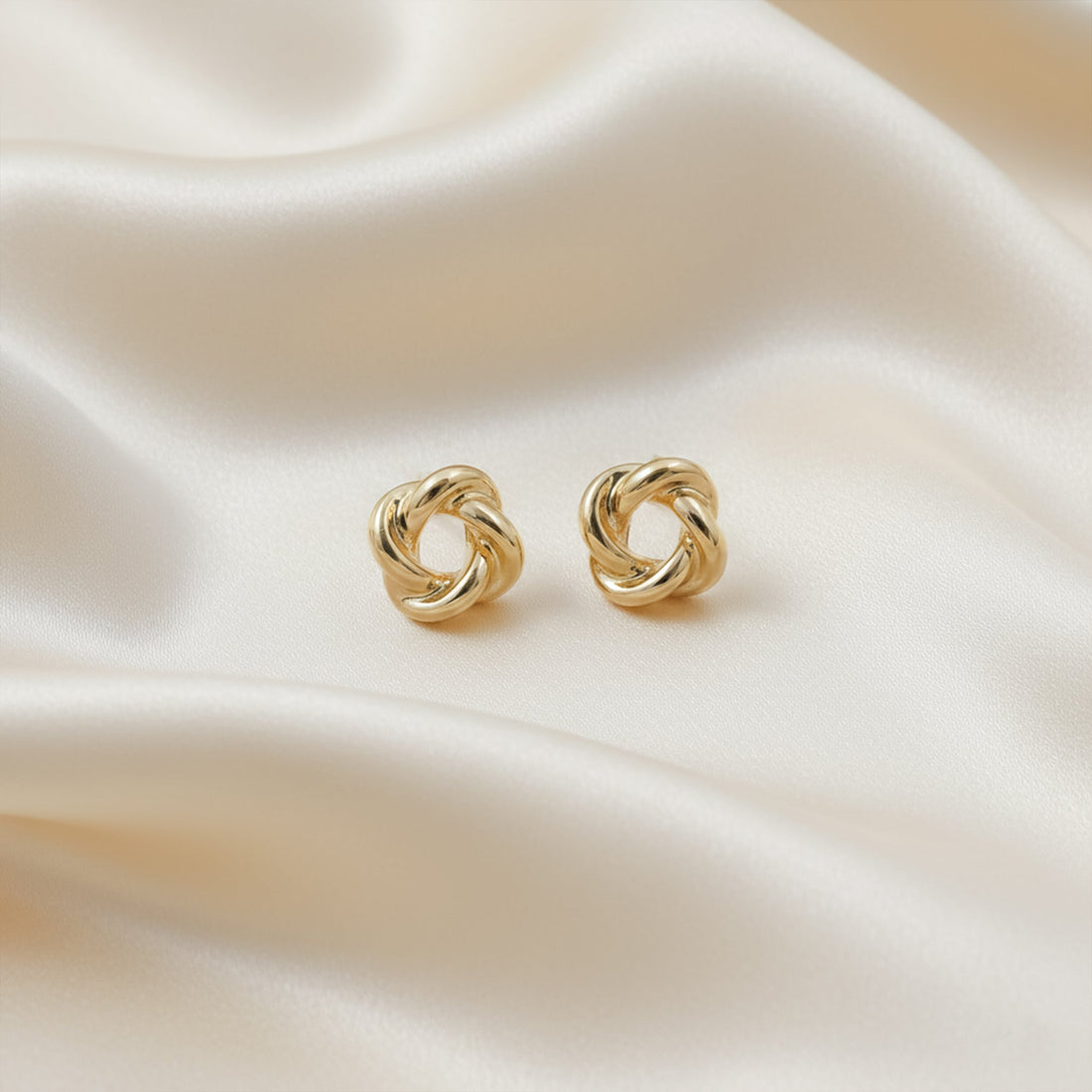 Women Stud Earrings Infinity Knot Luxe Stud Gold jewellery - Finora Jewels