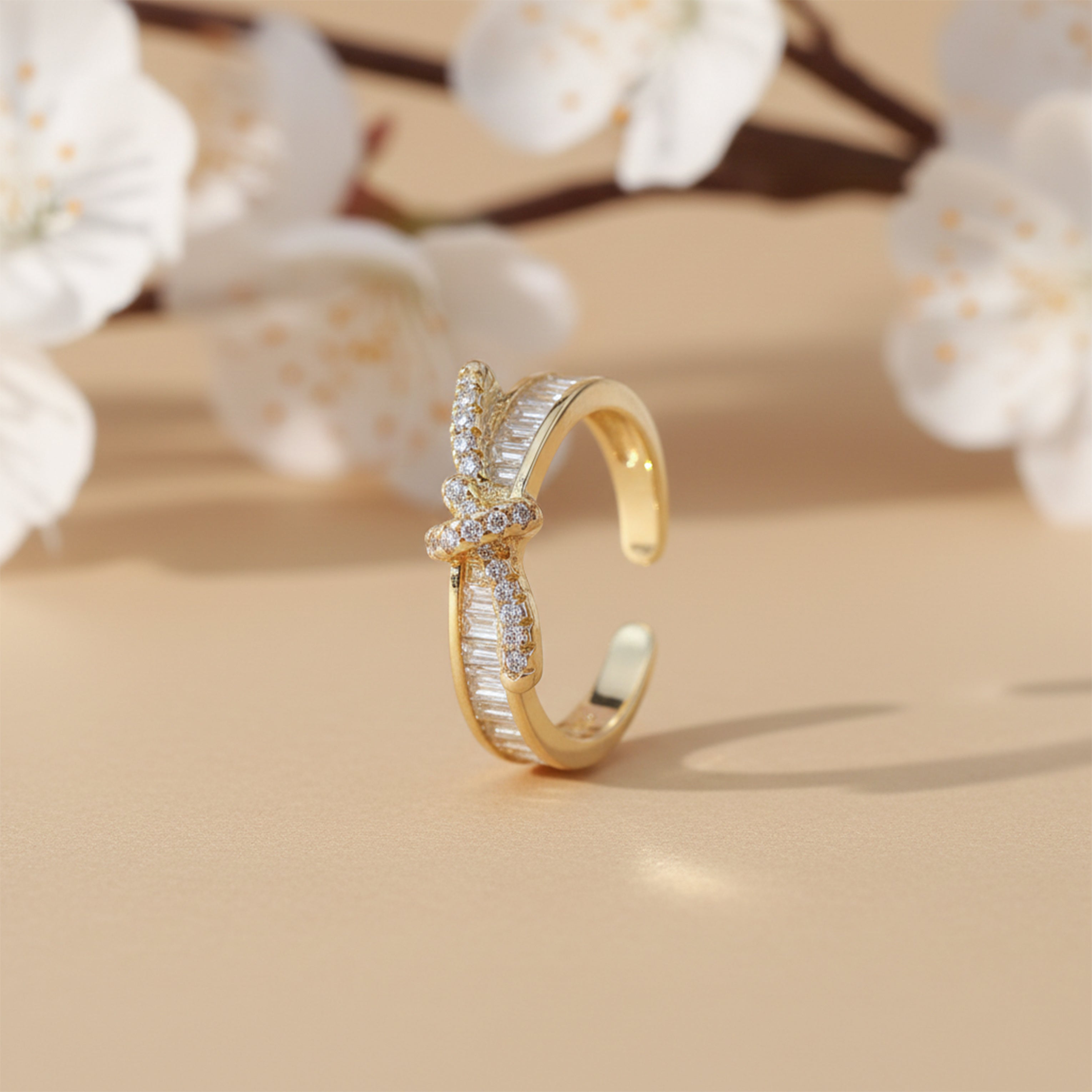 Gold-Toned Eternal Spark Band GWR -49