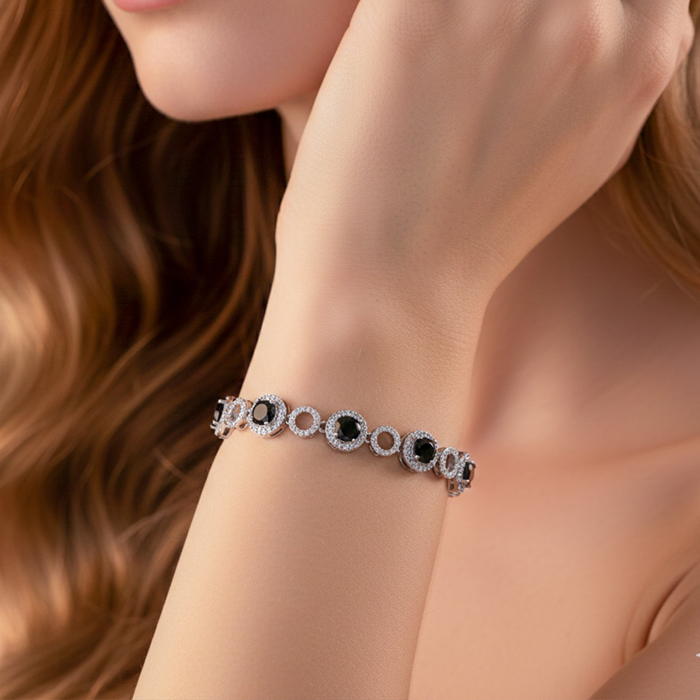 Women Bracelet Black Circle Silver jewellery - Finora Jewels