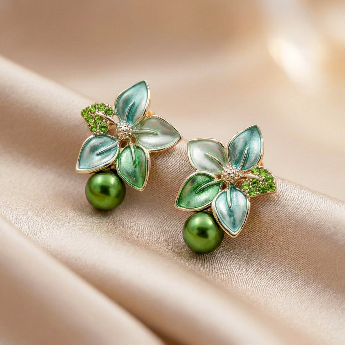 Women Stud Earrings Enamel Pearl Gold jewellery - Finora Jewels