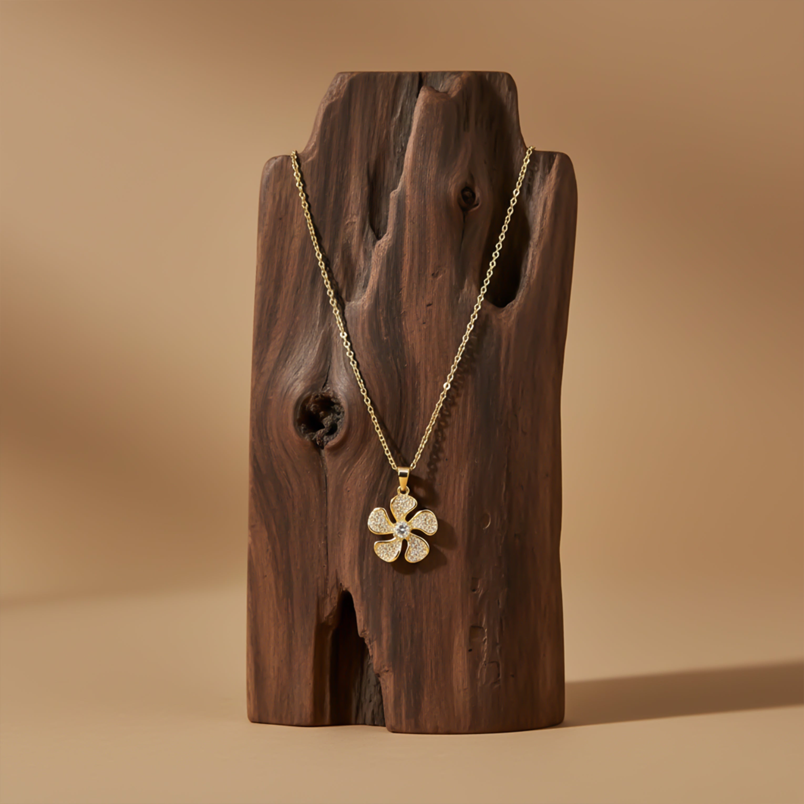 Blossom Necklace for women in Gold - Finora Jewels