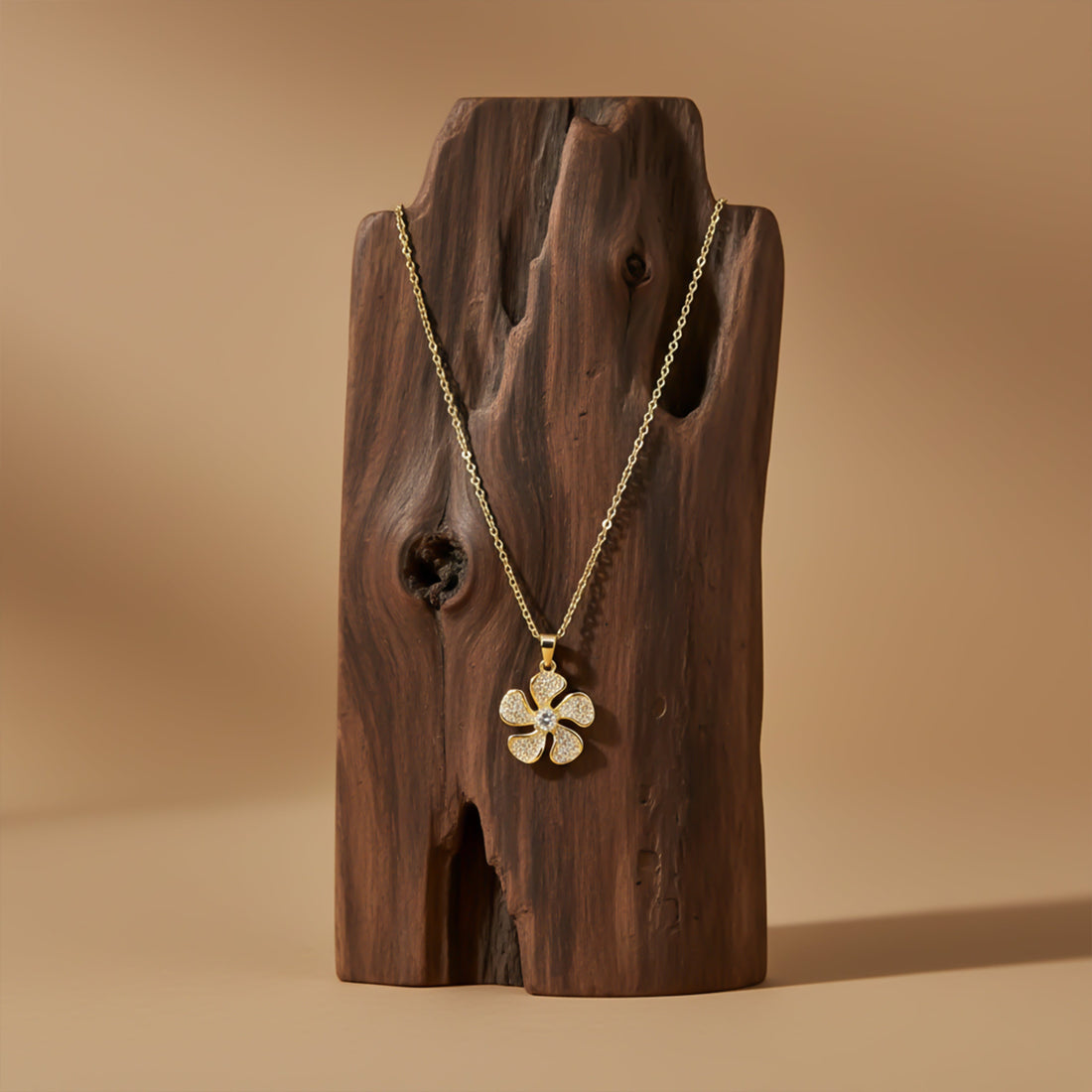 Blossom Necklace for women in Gold - Finora Jewels