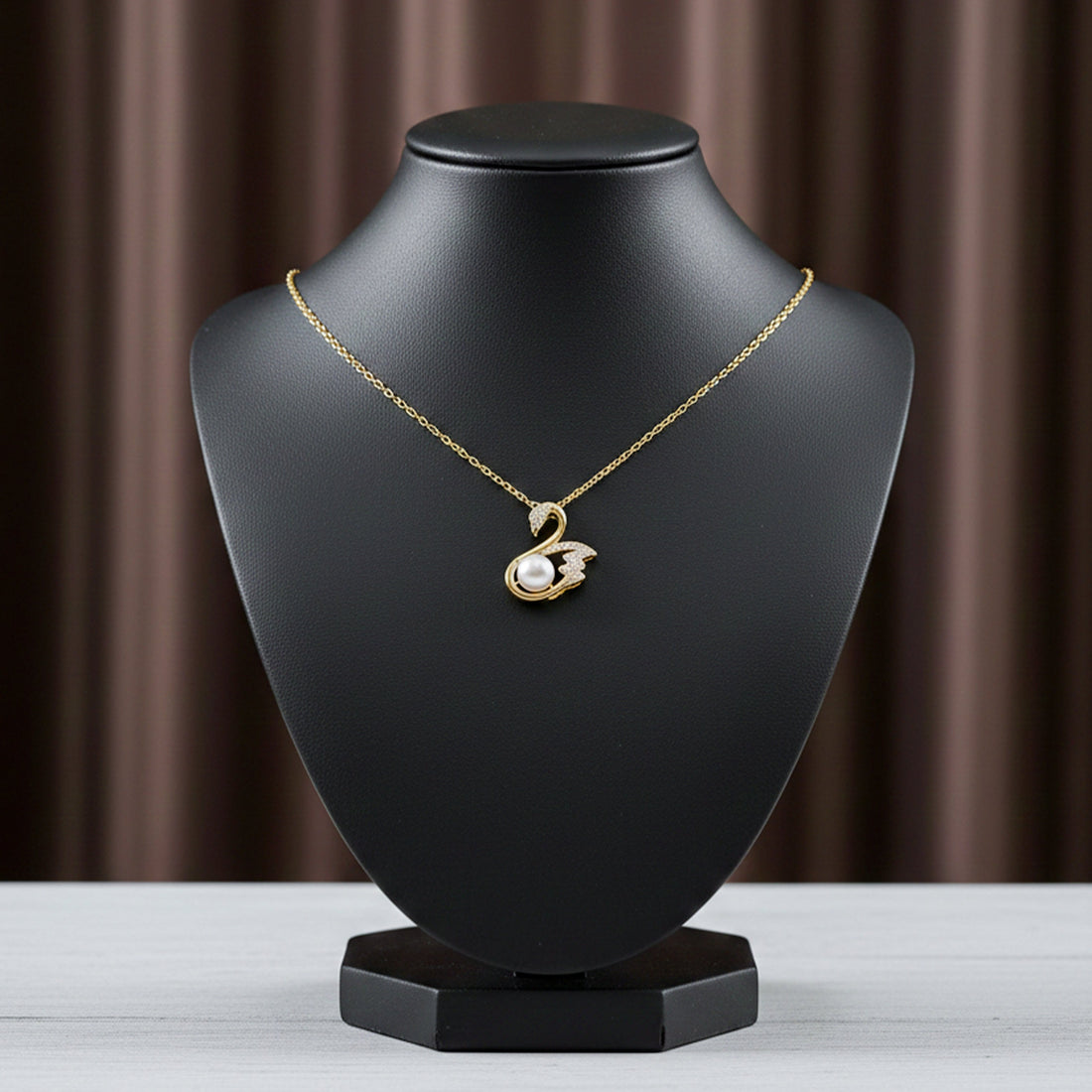 Gold-Toned Swan Moti Locket Link Set GWN -35