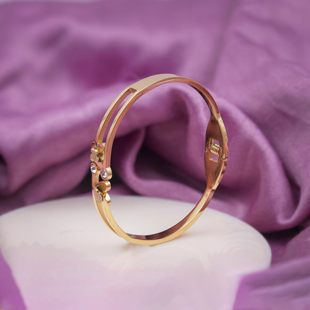 Kada Earrings for women in Gold - Finora Jewels