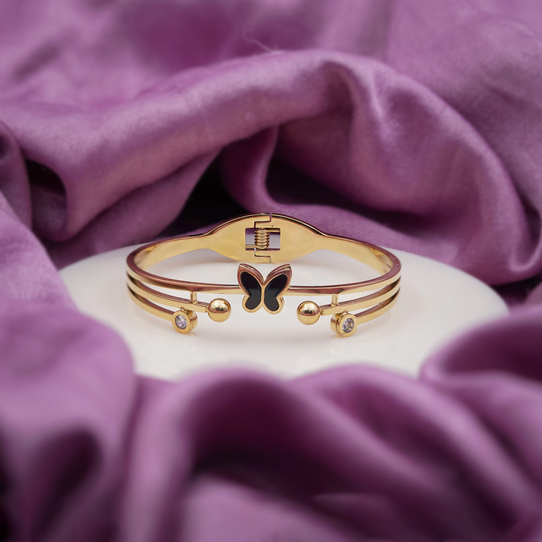 Women Bracelet Kada Gold jewellery - Finora Jewels