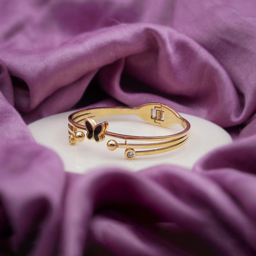 Women Bracelet Kada Gold jewellery - Finora Jewels