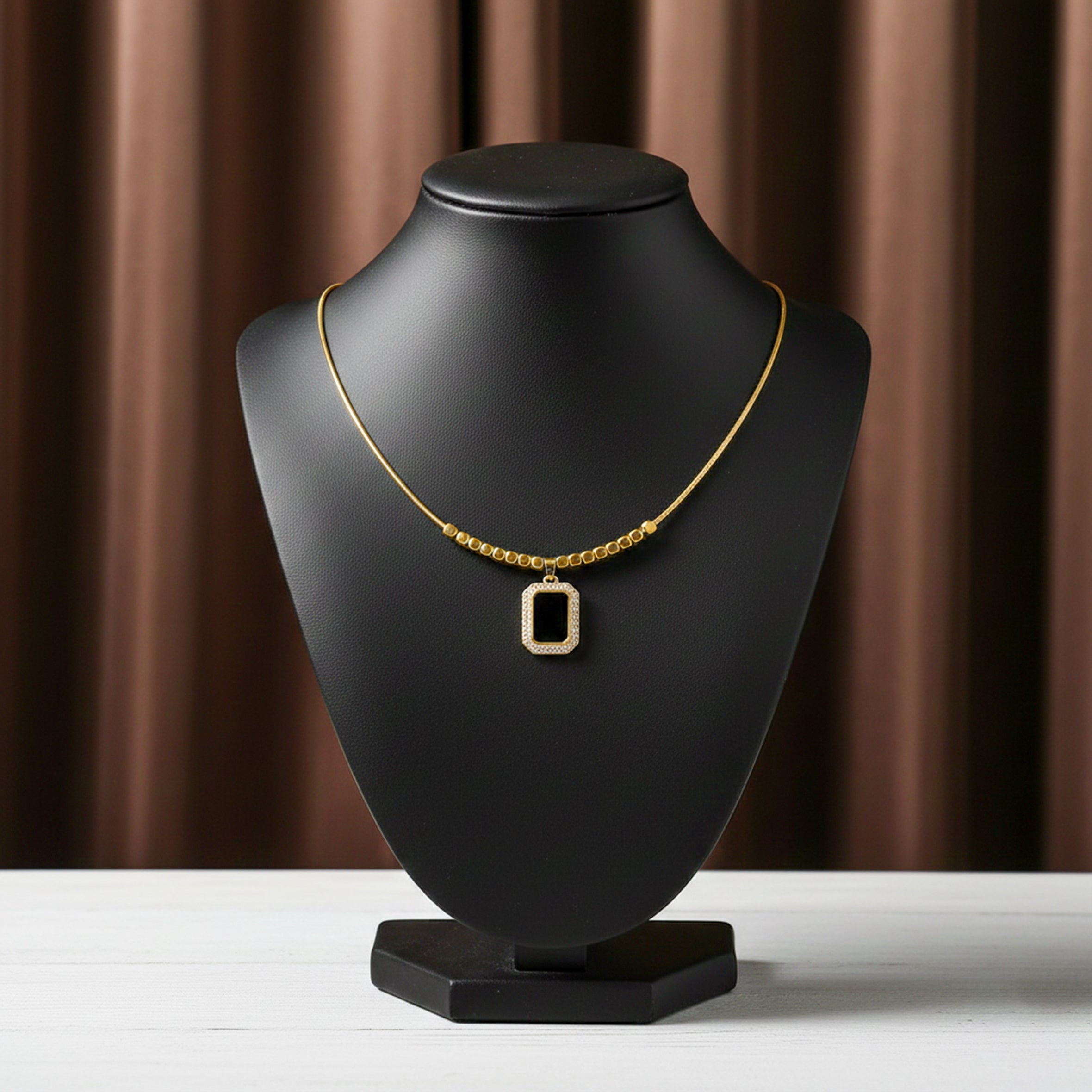 Contemporary Black Enamel Women Neckless GWN -114