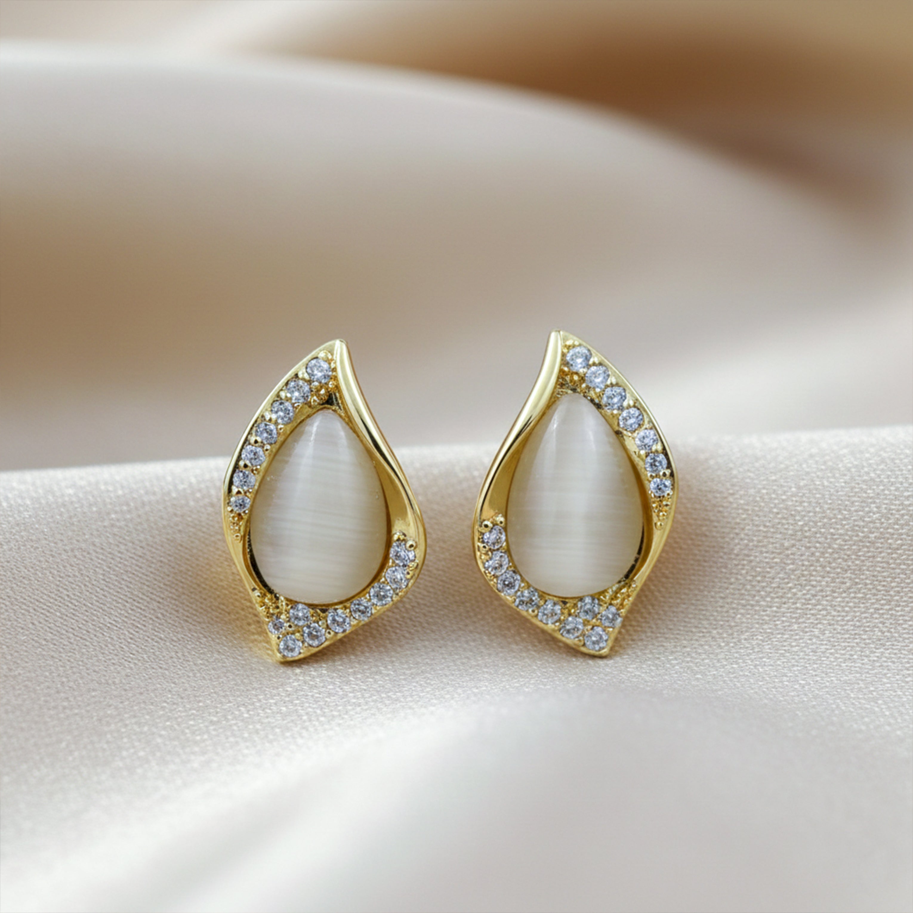 Women Stud Earrings Elegant Teardrop Crystal Stud Gold jewellery - Finora Jewels