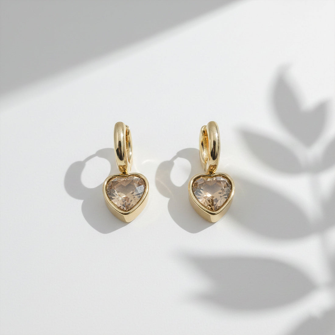 Heart Hoop Hoop Earrings for women in Gold - Finora Jewels