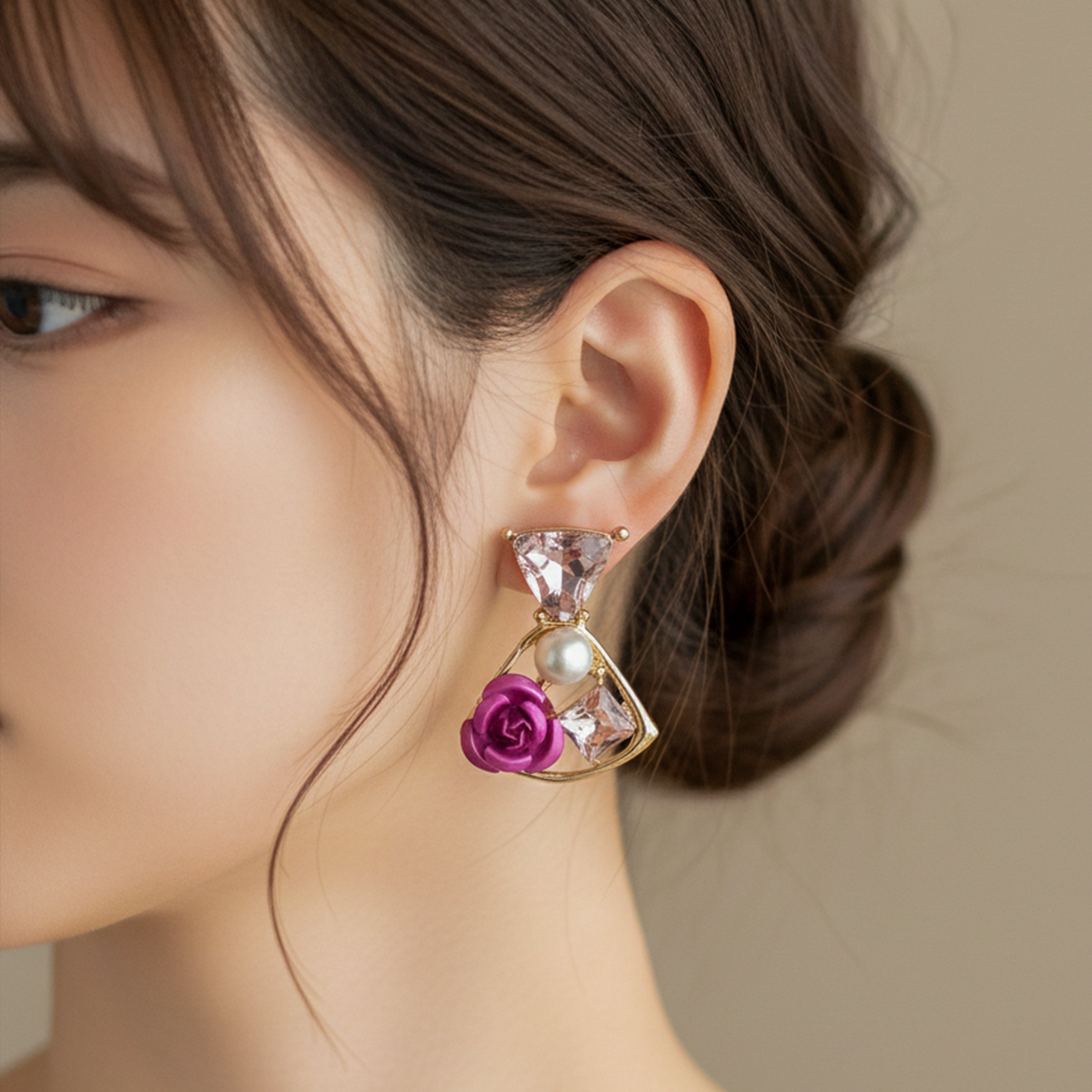 Gold Pearl Stud Stud Earrings for women - Finora Jewels