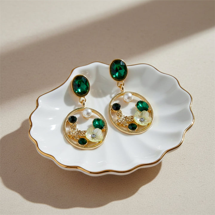 Vintage Style Nature Inspired Dangle Earrings