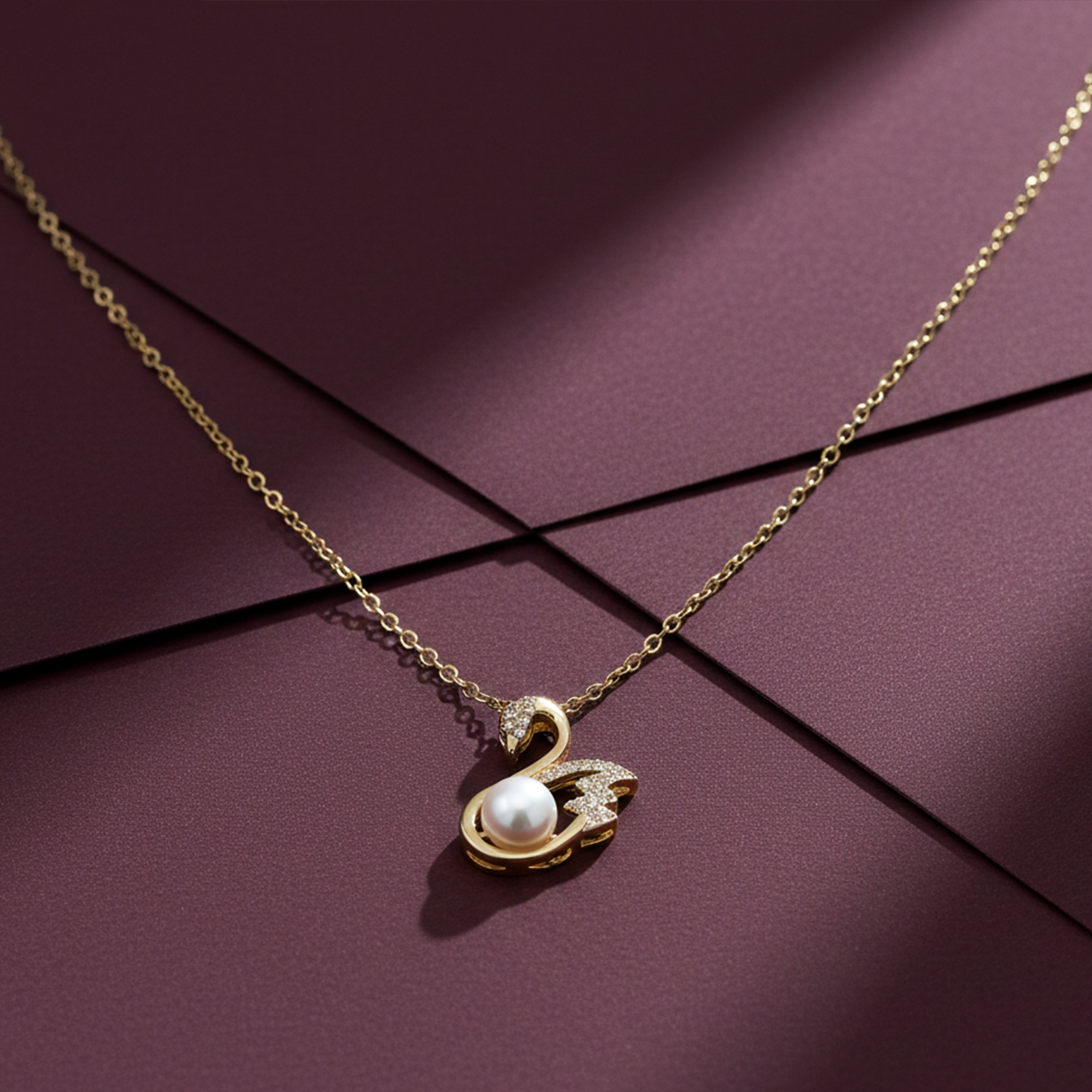 Gold-Toned Swan Moti Locket Link Set GWN -35