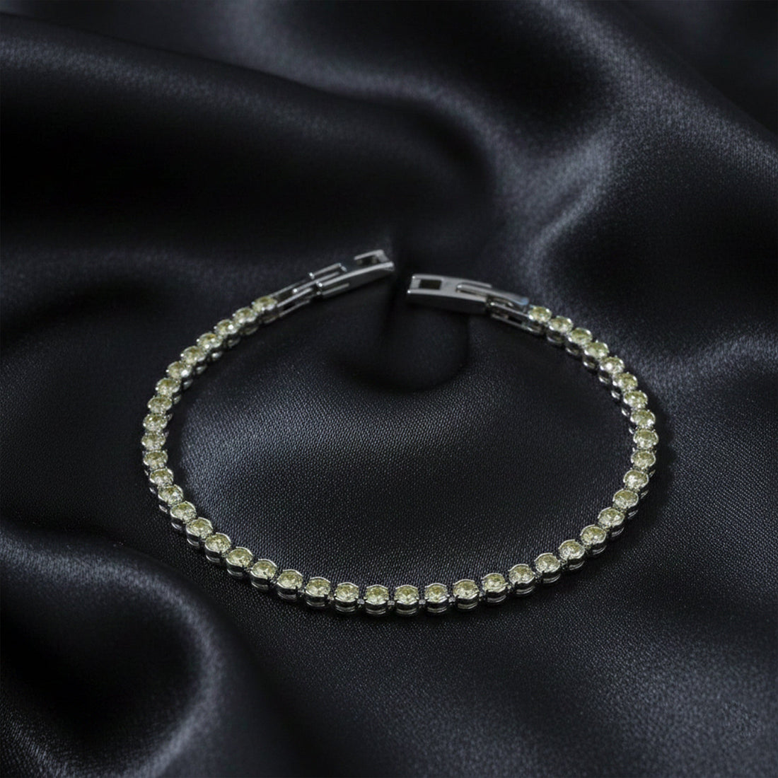 Women Bracelet Green Halo Tennis Gold jewellery - Finora Jewels