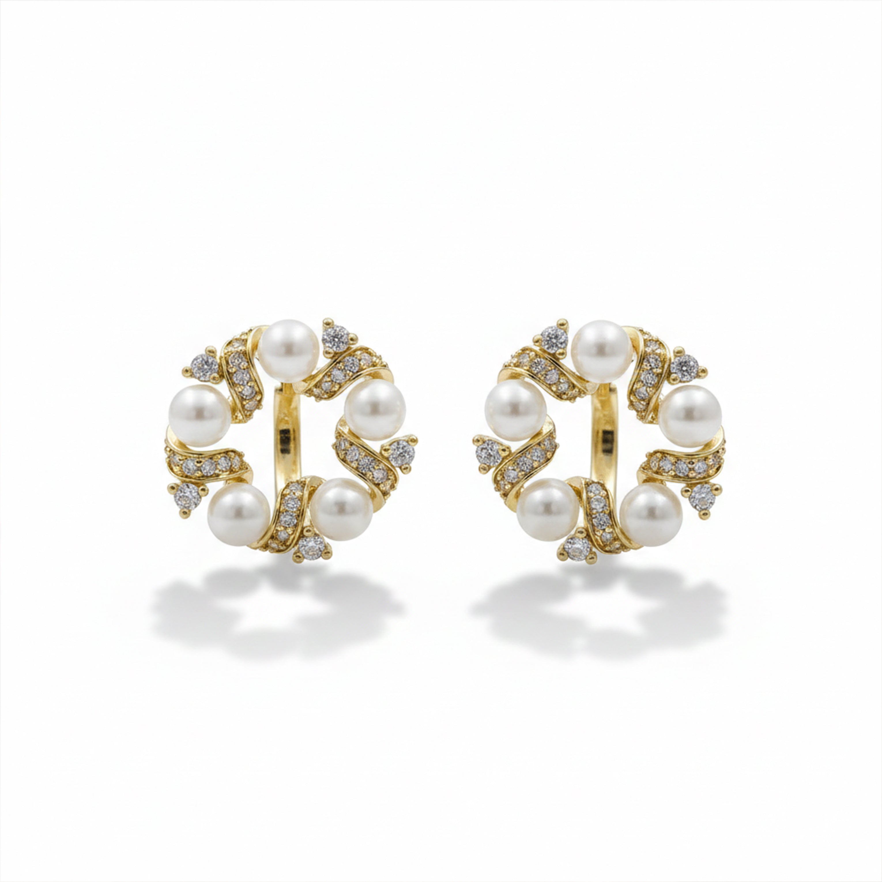 Women Stud Earrings Pearl & Crystal Circle Stud Gold jewellery - Finora Jewels