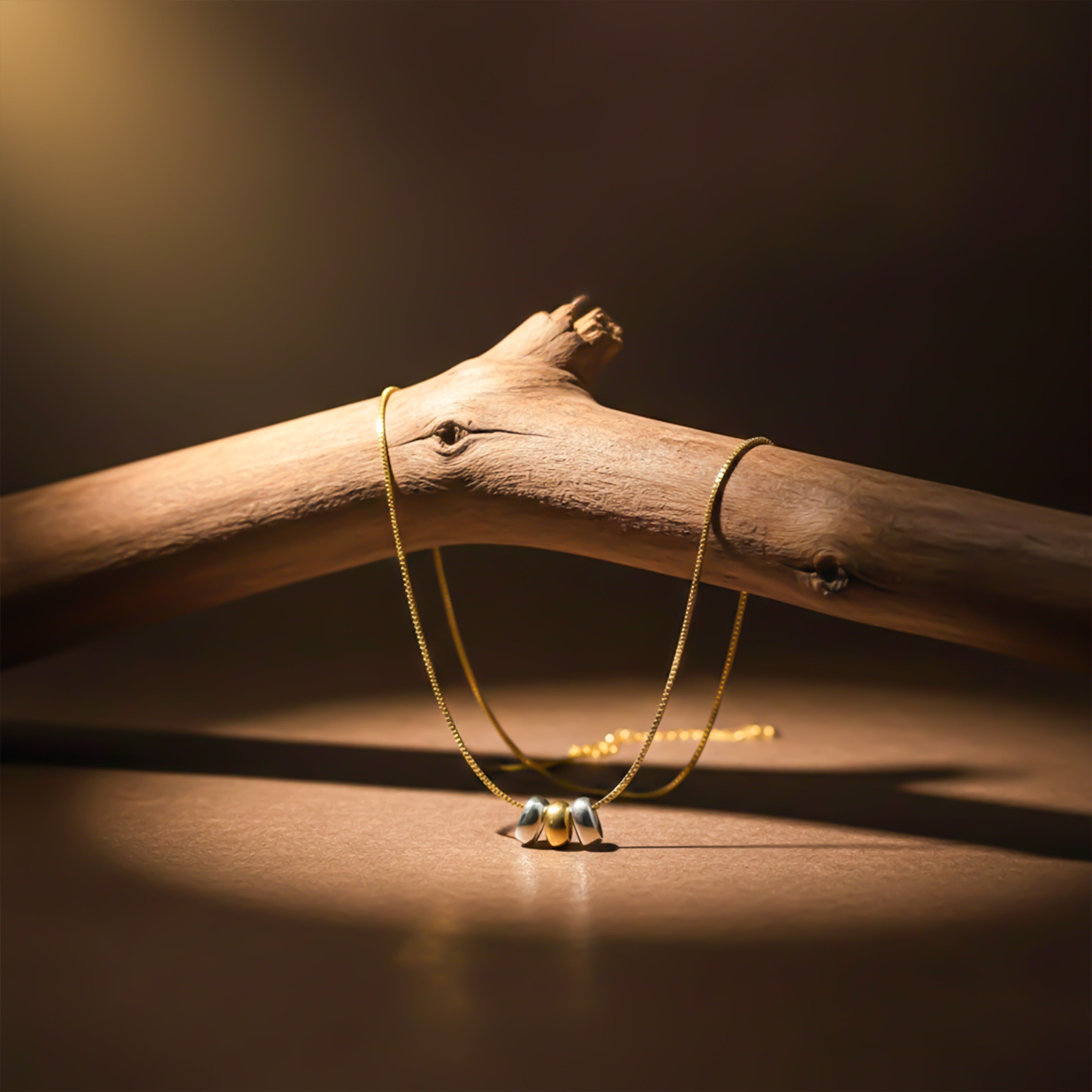 Minimalist Tri-Tone Necklace for women in Gold - Finora Jewels