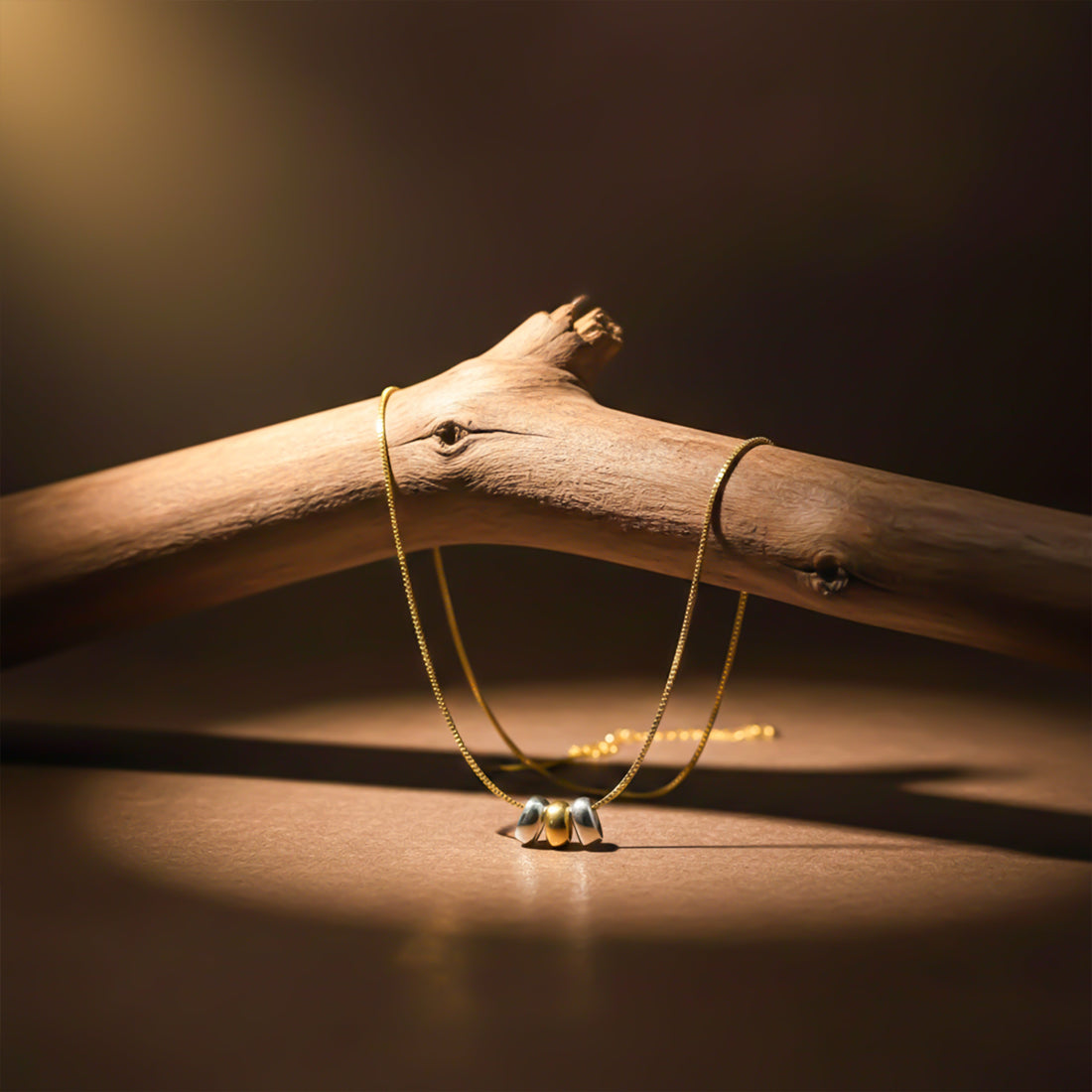 Minimalist Tri-Tone Necklace for women in Gold - Finora Jewels