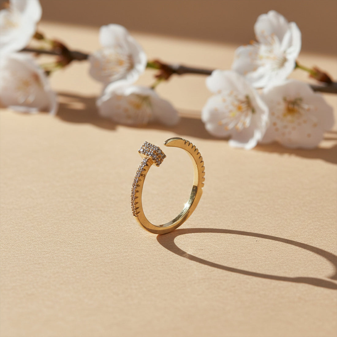 Gold-Toned Nail Flexible Band GWR -66