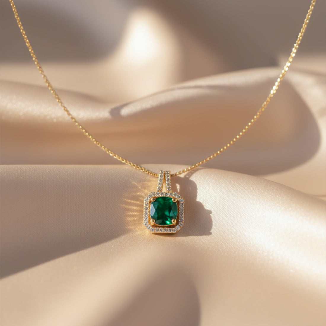 Jade Square-Cut-Cut Encircled Locket Link Set GWN -157