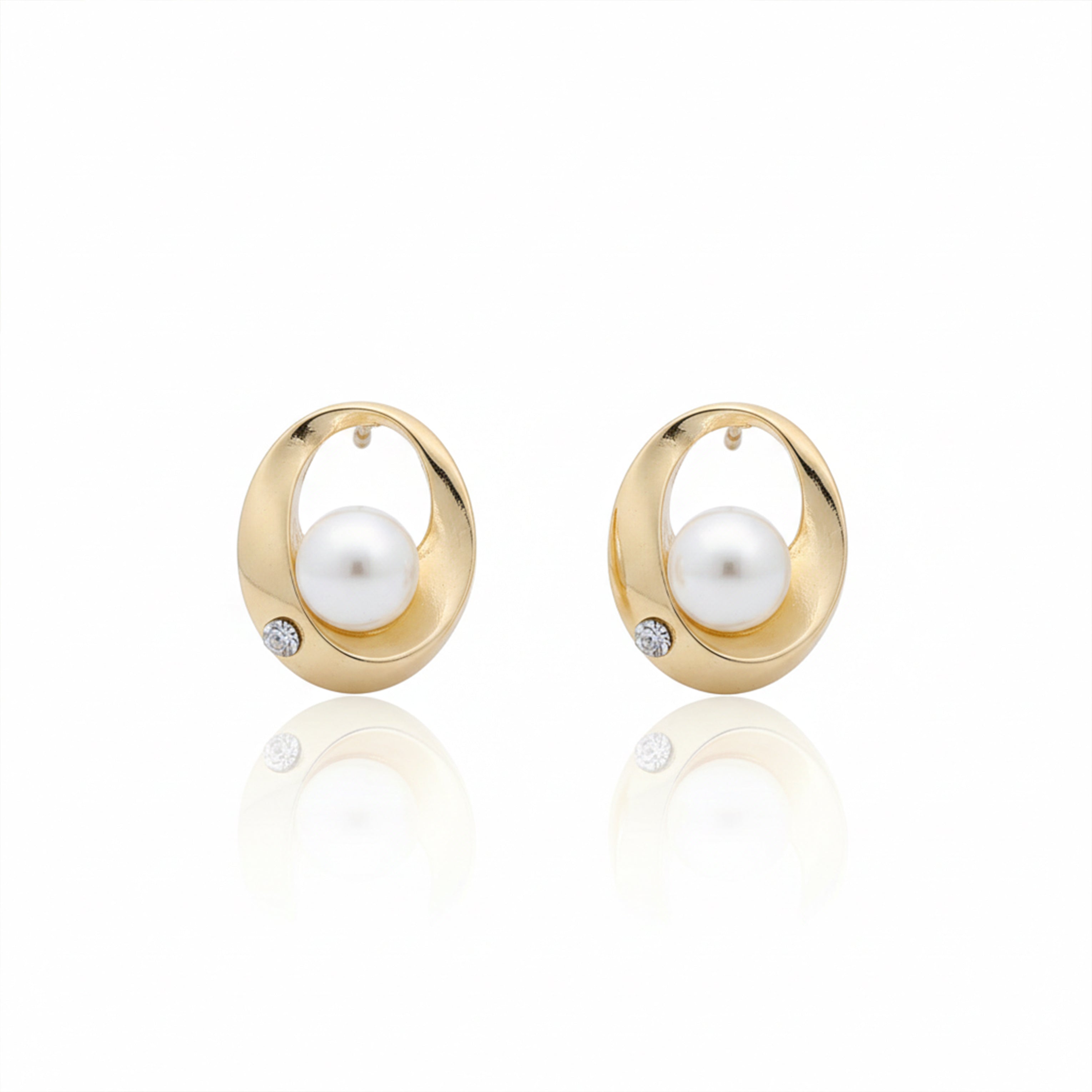 Luna Pearl Orbit Stud Earrings for women in Gold - Finora Jewels
