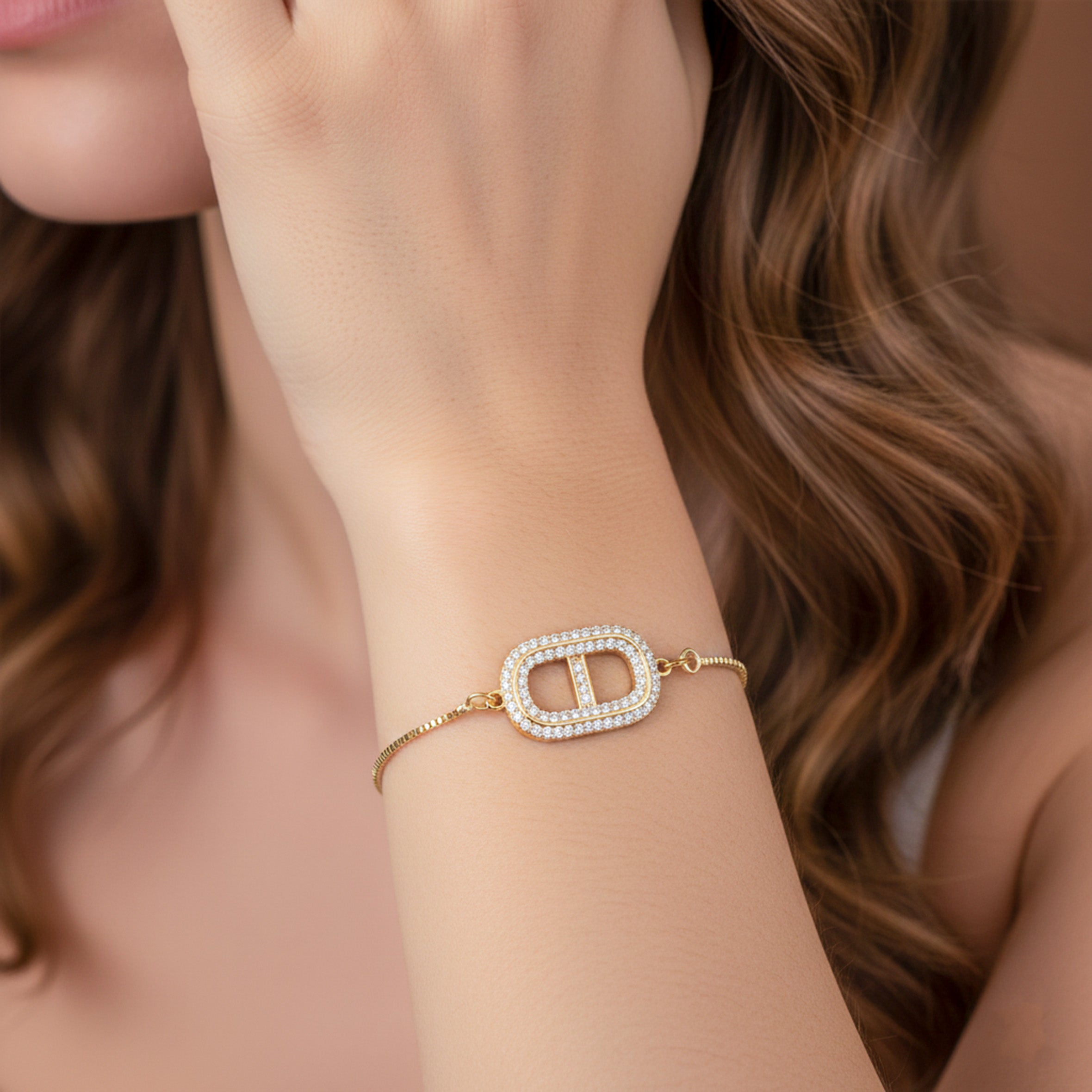 Initial Bracelet for women in Gold - Finora Jewels