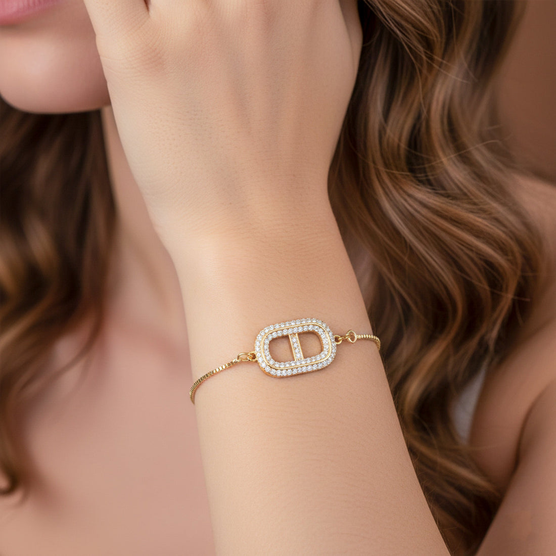 Initial Bracelet for women in Gold - Finora Jewels