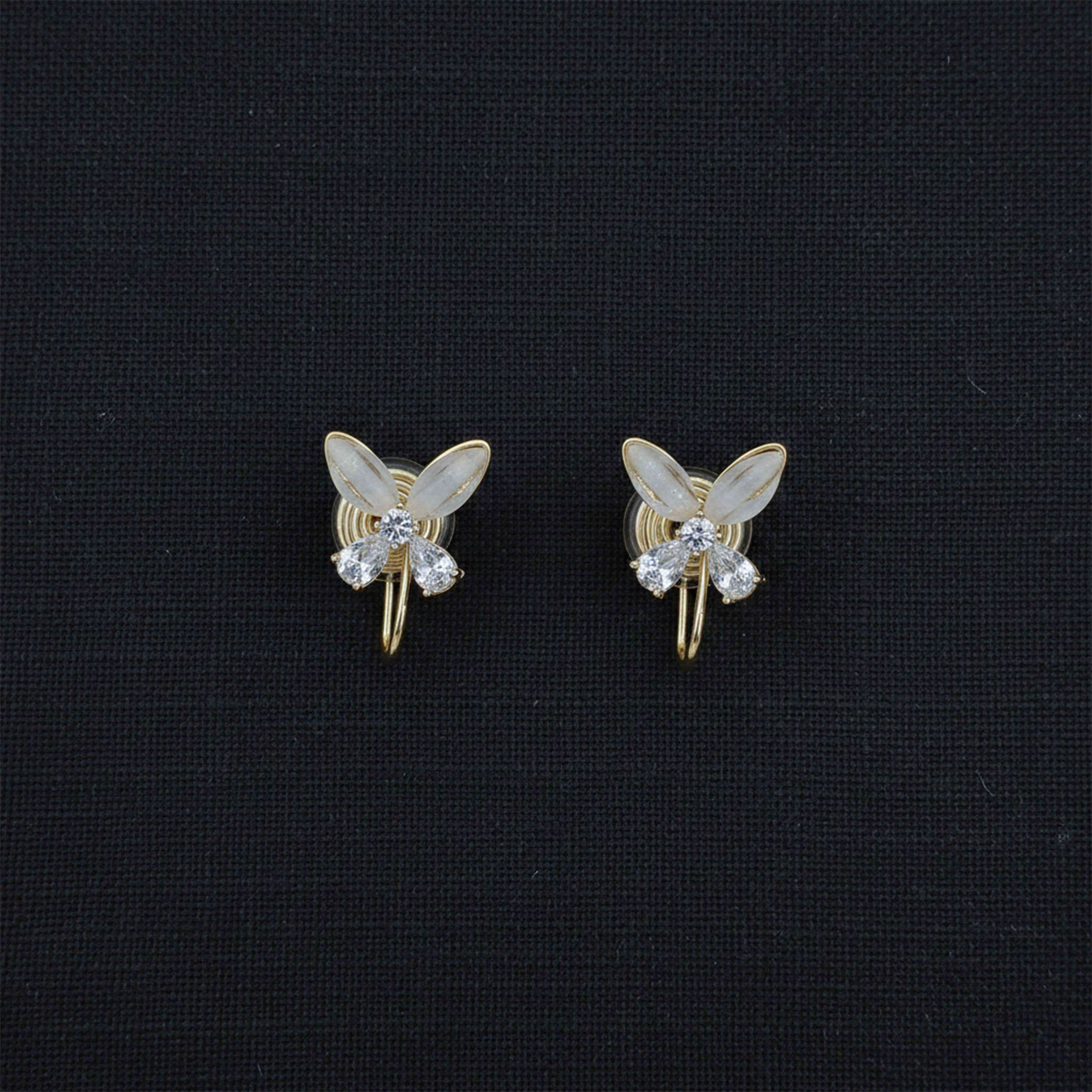 Gold-Toned Bloom Hoop Post Ear Studs GWE -101