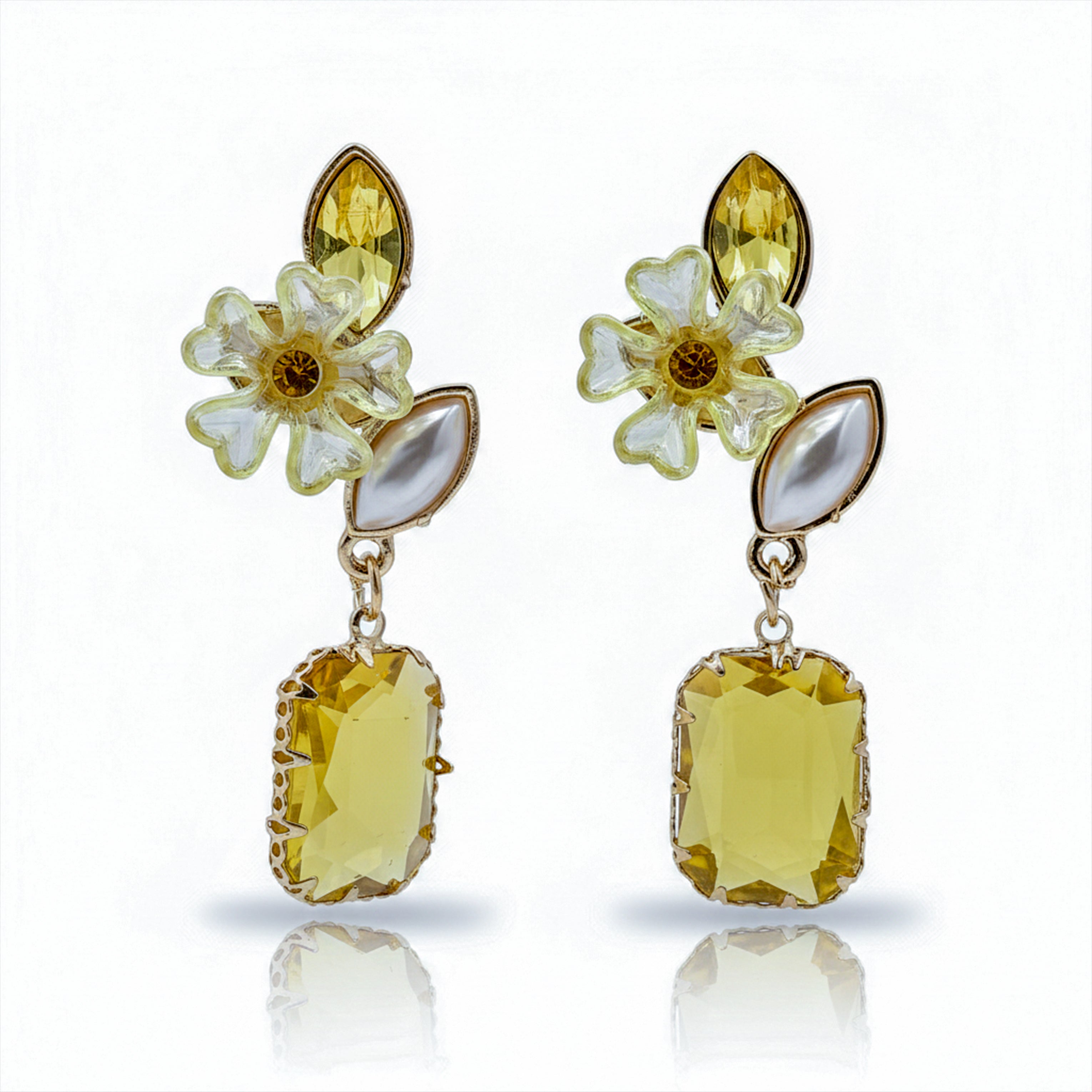 Yellow Bloom Cubic Zirconia Ear Studs GWE -245
