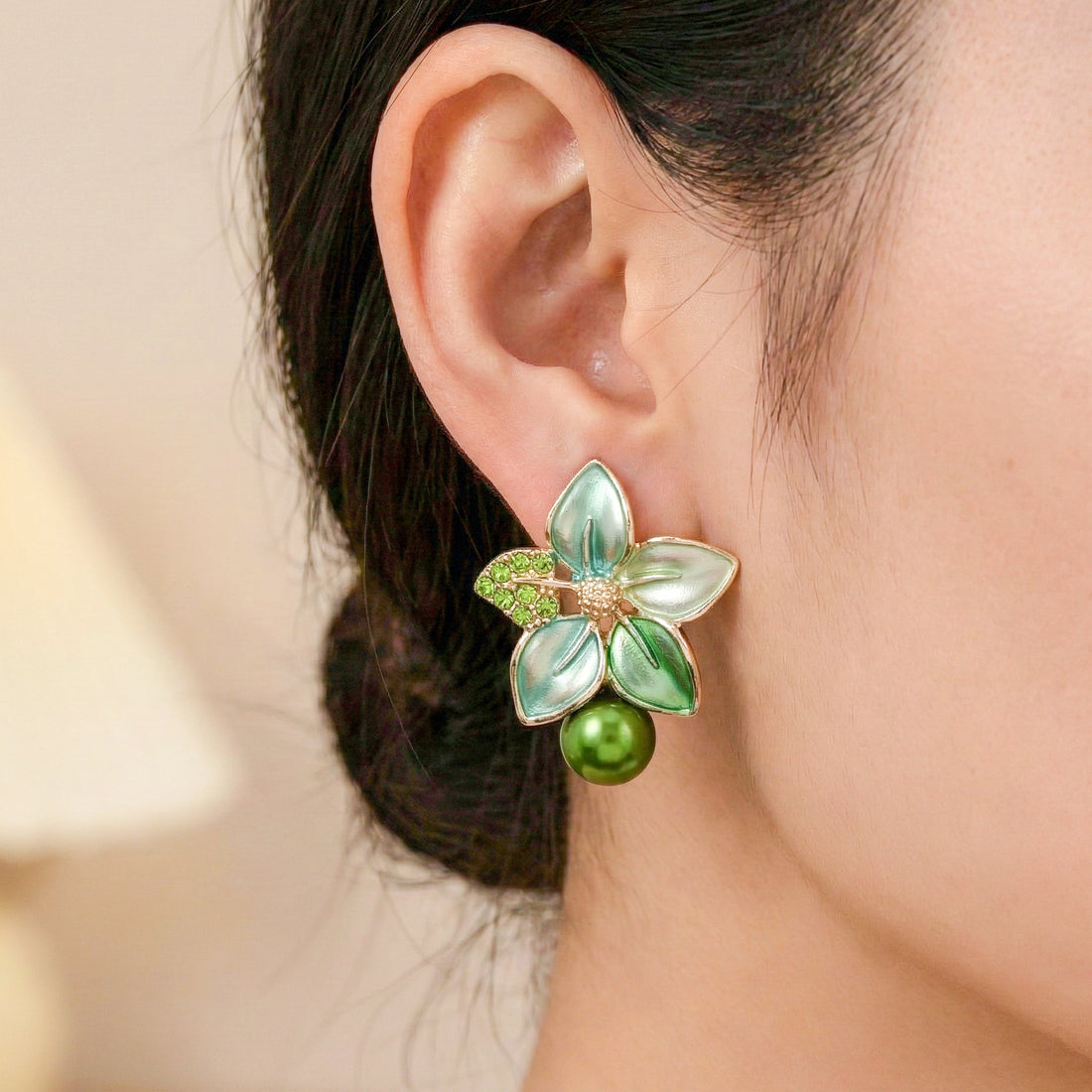 Women Stud Earrings Enamel Pearl Gold jewellery - Finora Jewels