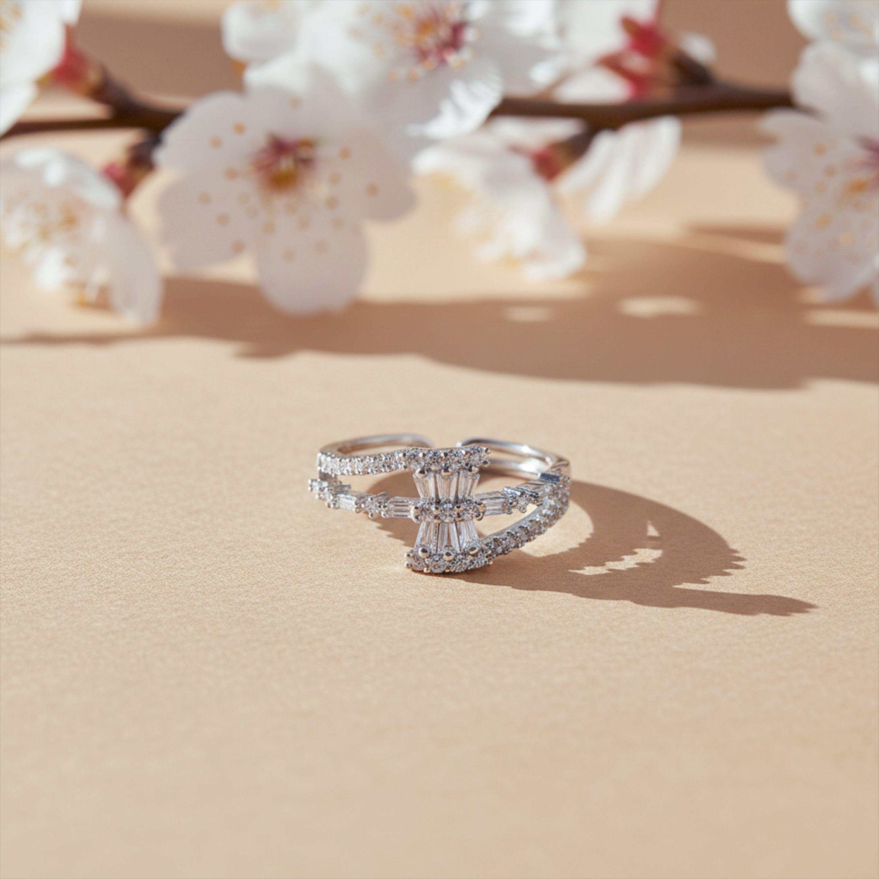 Silver Radiance Bow Band GWR -55