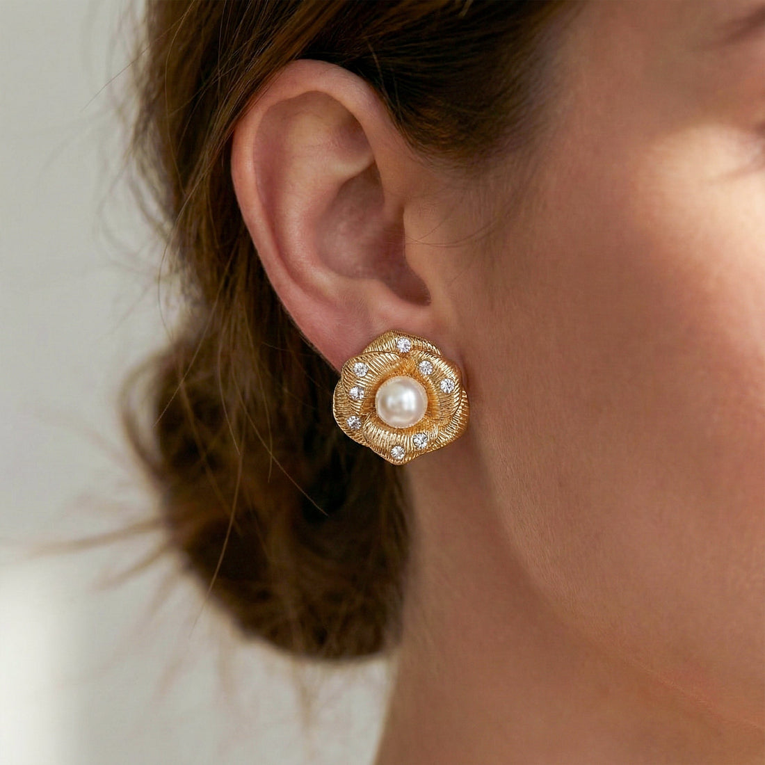 Gold Pearl Bloom Radiance Stud Stud Earrings for women - Finora Jewels
