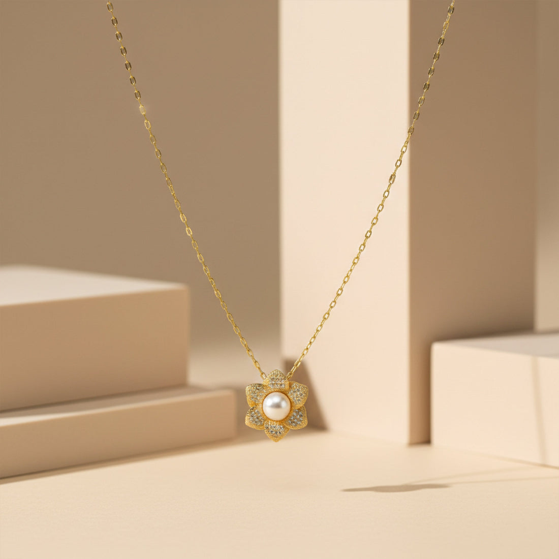 Women Necklace Floral Gold jewellery - Finora Jewels