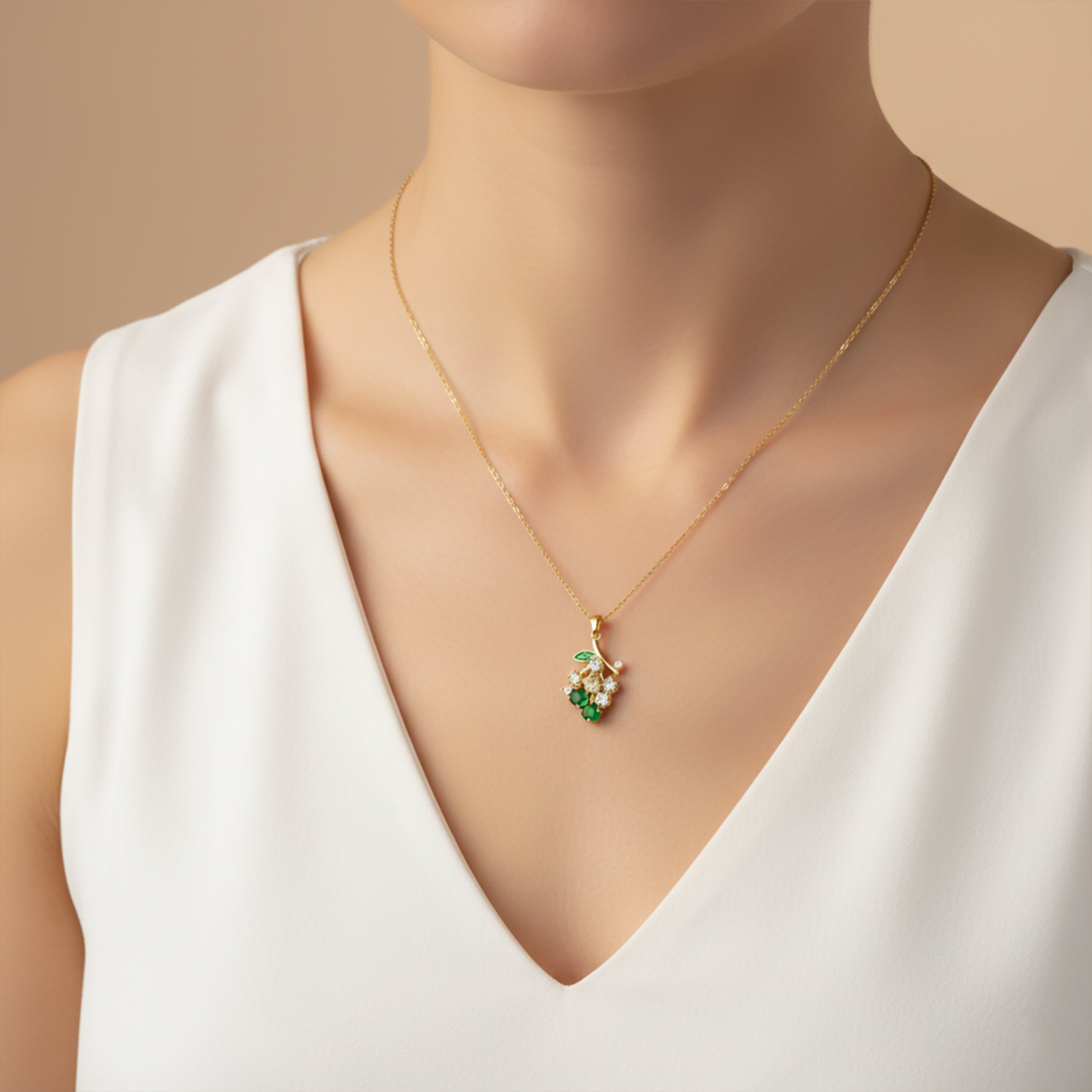 Emerald Grape Necklace for women in Gold - Finora Jewels