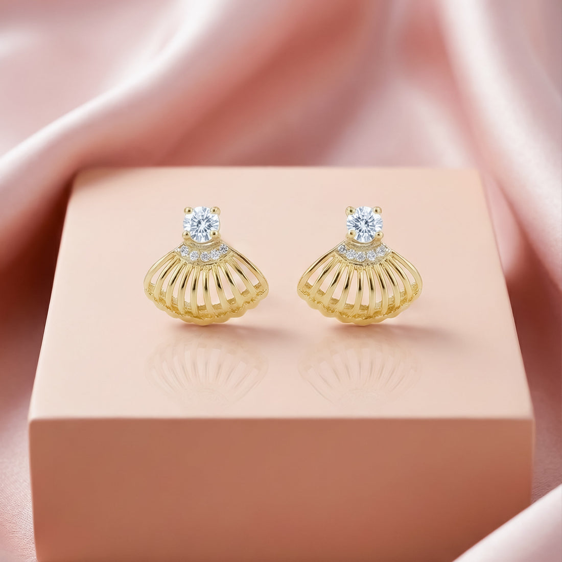 Ira Luminous Earring GWE -27