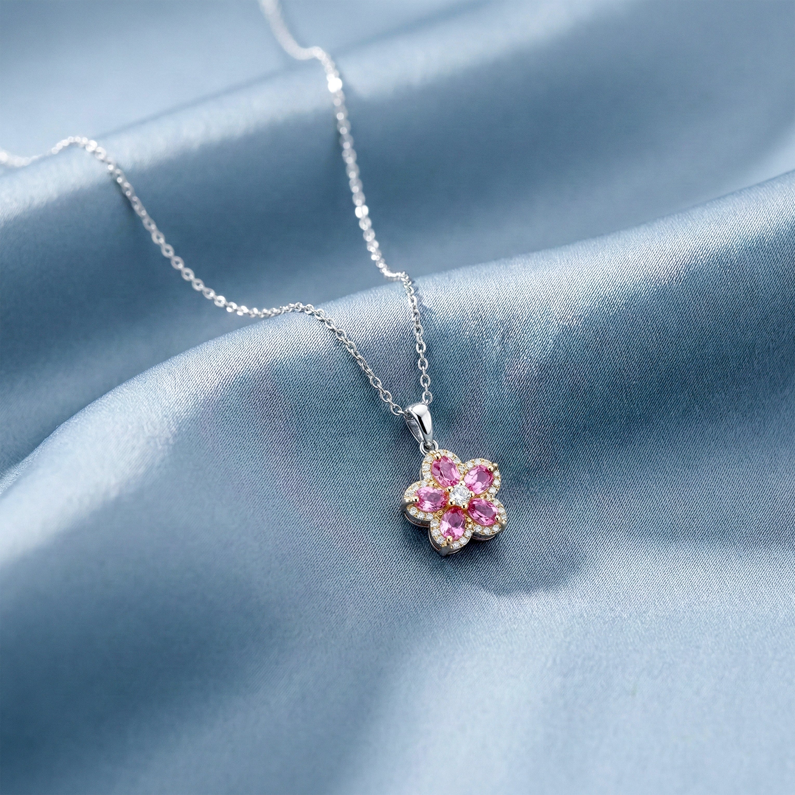 Rosette Foliage Cubic Zirconia Locket Women Link Set GWN -123
