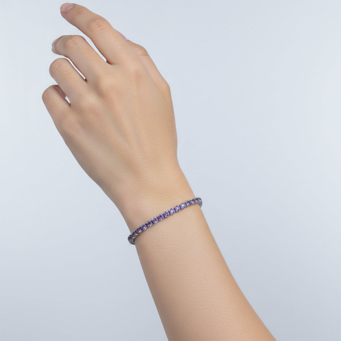 Regal Lilac Cubic Zirconia Kangan GEB -56