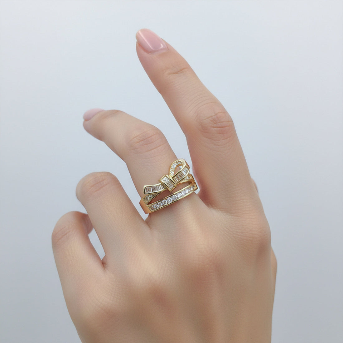 Gold-Toned Luxe Knot Band Band GWR -50